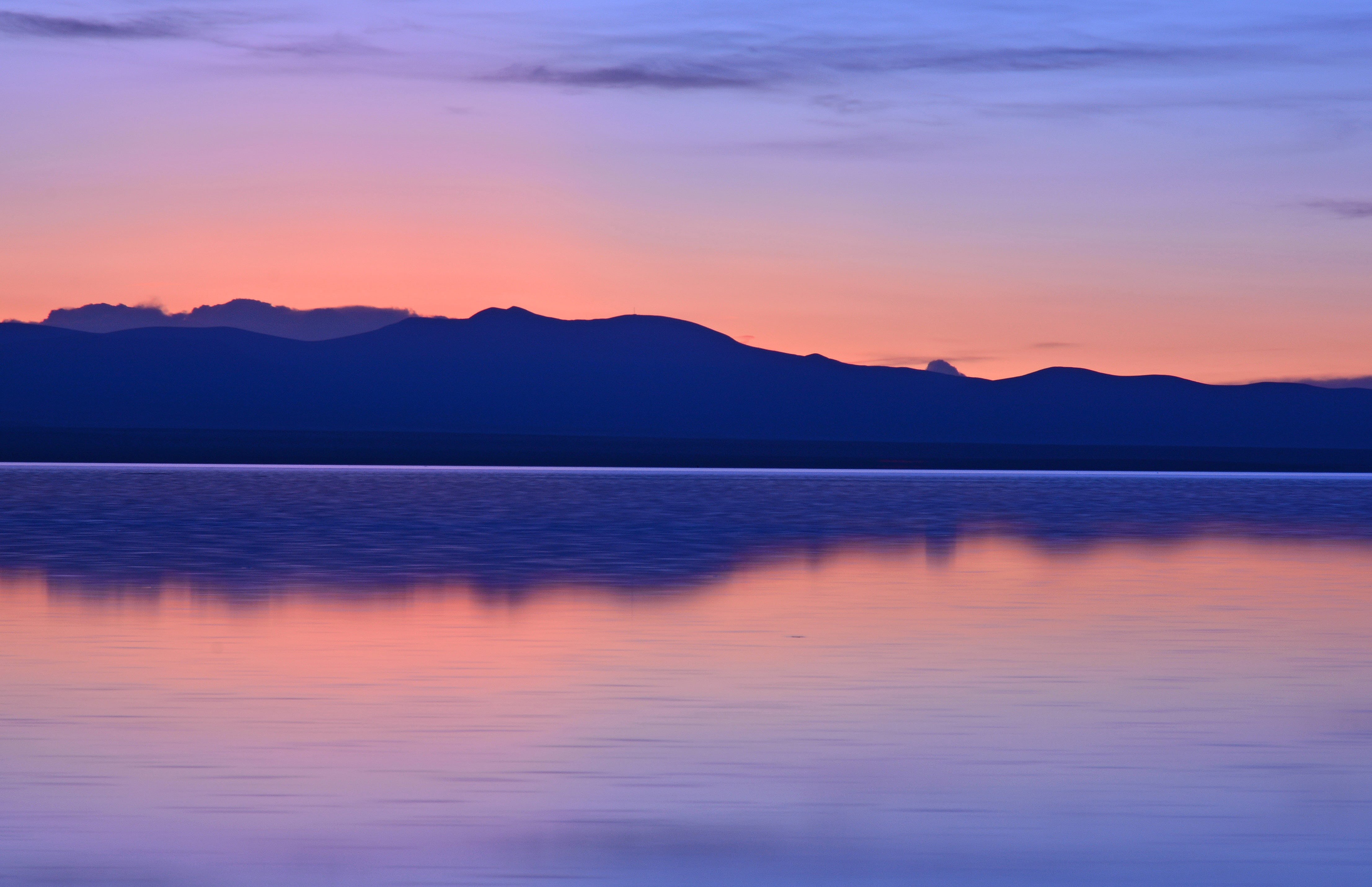 lake, near, sky, romantic sky, scenics - nature, water, salt lake, blue, environment, no people, mountain, tranquil scene, 4K, bolivia, range, salar de uyuni, HD Wallpaper