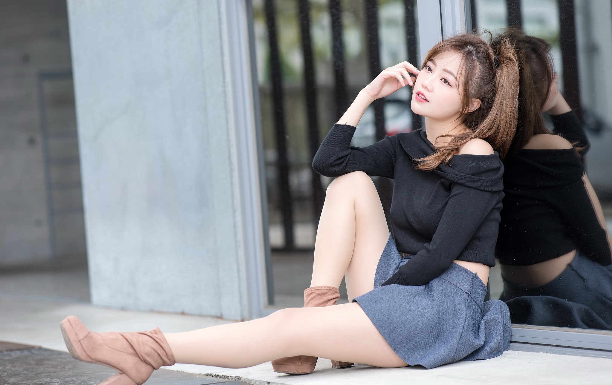 1080P, Asian, women, sitting, legs, reflection, HD Wallpaper
