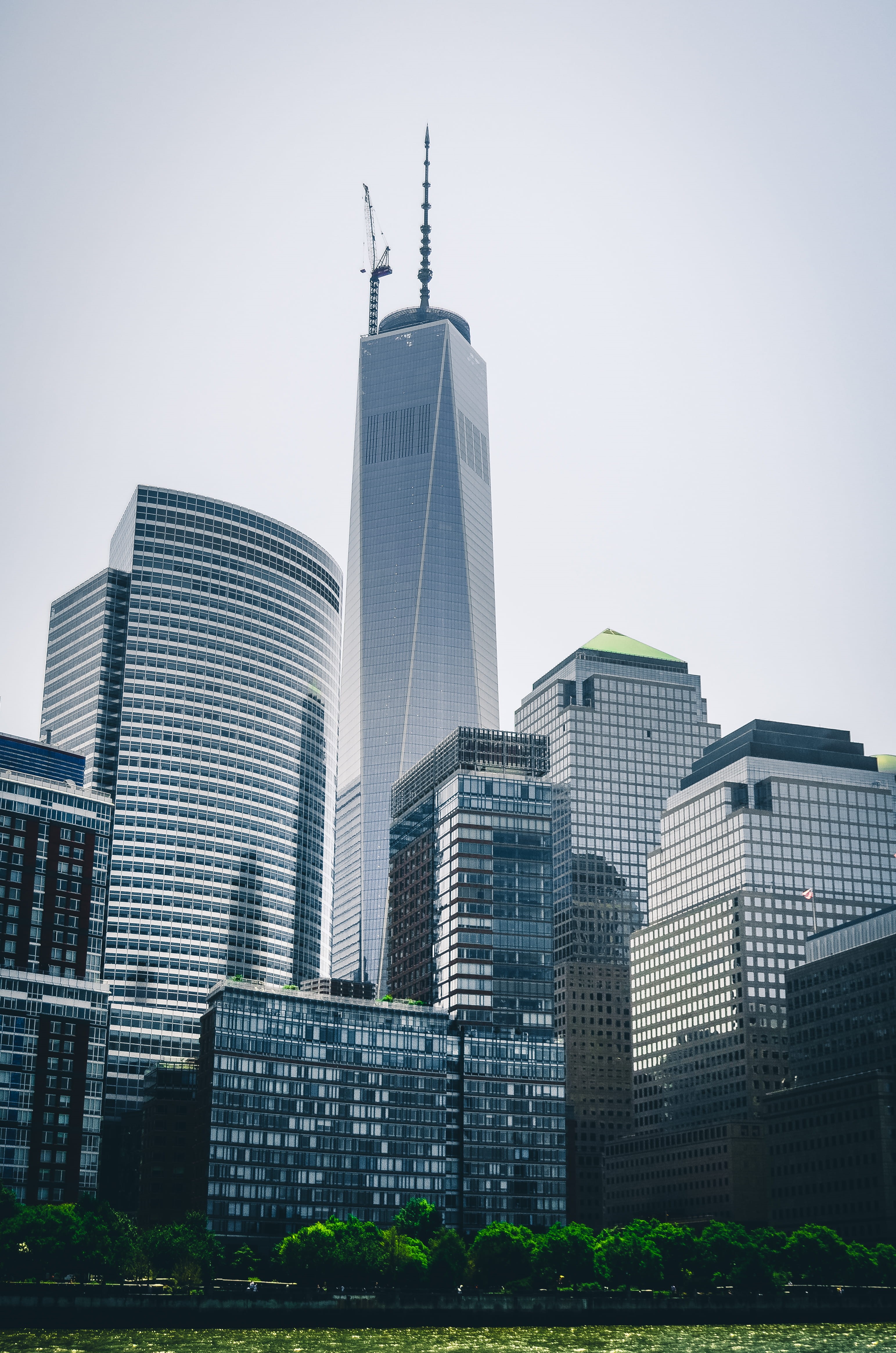 sky, architecture, 4K, skyline, cityscape, outdoors, glass, city, one world trade center, reflection, office building exterior, manhattan, landscape, no people, Phone HD Wallpaper
