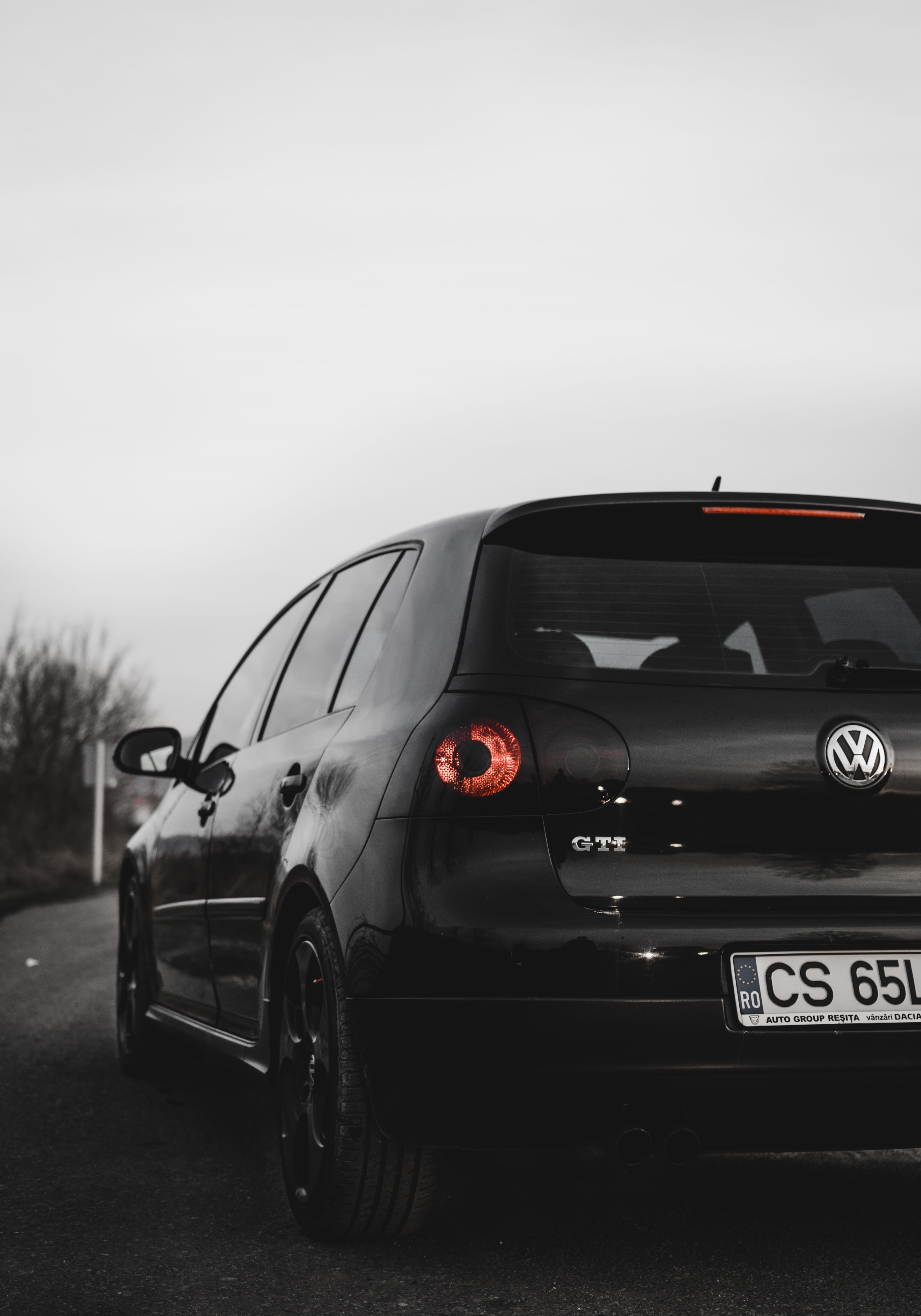 clear sky, city, street, road, motor vehicle, gti, photography, suv, stationary, land vehicle, car, shallow, sky, day, black, grayscale, transportation, Phone HD Wallpaper