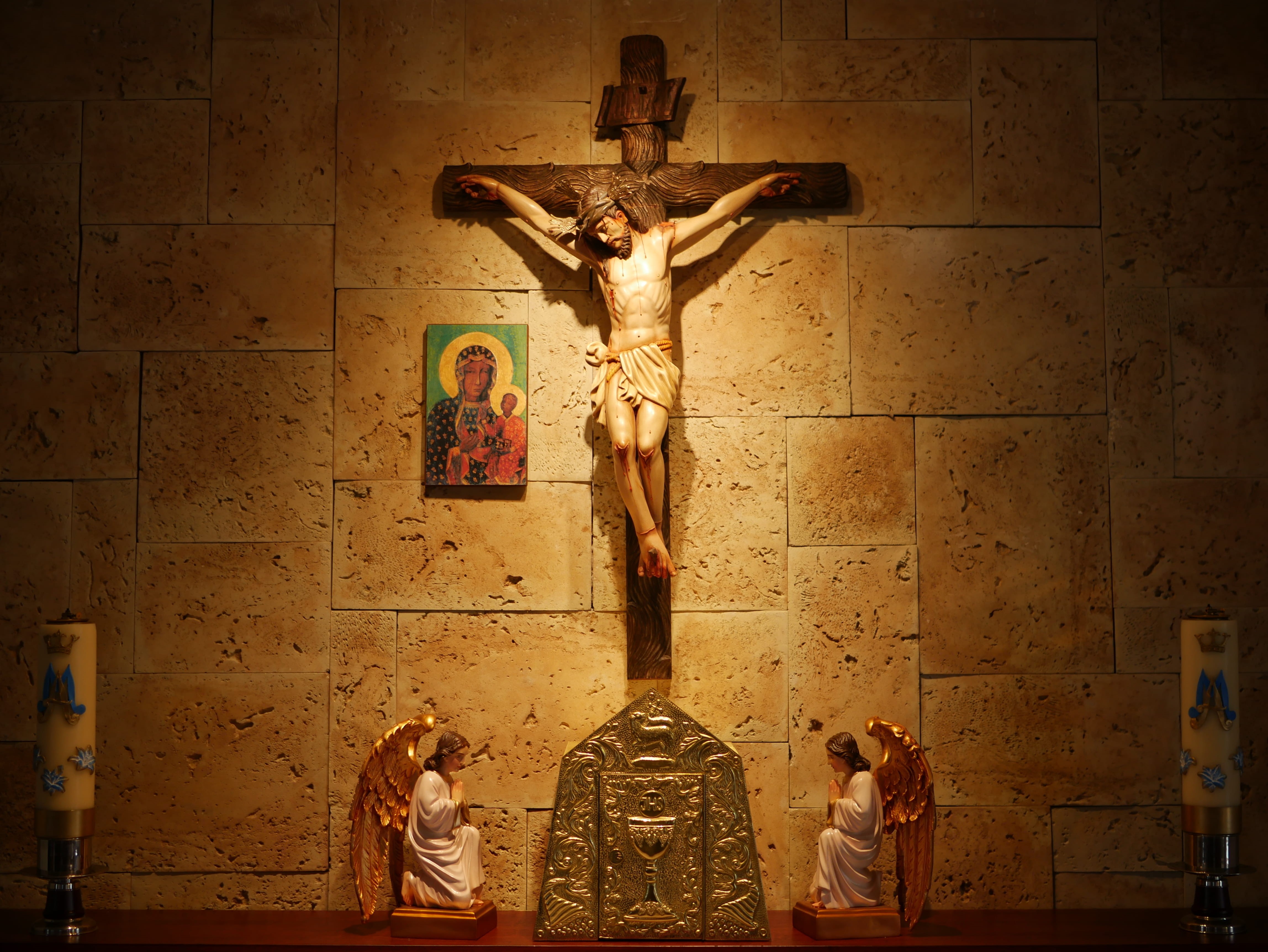 ecuador, architecture, quito, angel, faith, place of worship, crucifix, art and craft, sculpture, altar, spirituality, representation, pray, chapel, 4K, HD Wallpaper