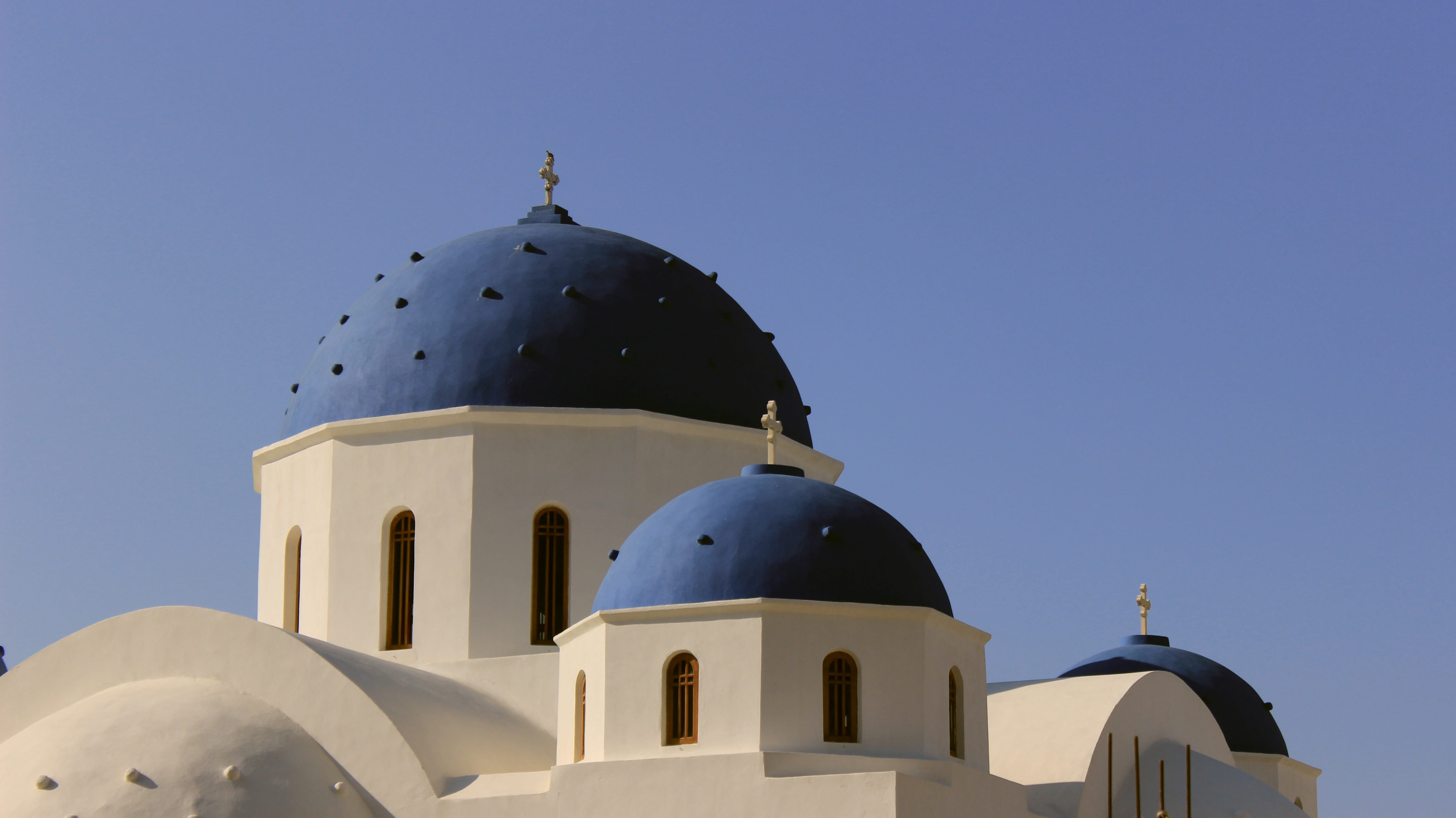 place of worship, building exterior, architecture, colin, belief, day, sunlight, sunny, blue, white color, beach, cross, building, no people, greece, mcmurry, HD Wallpaper