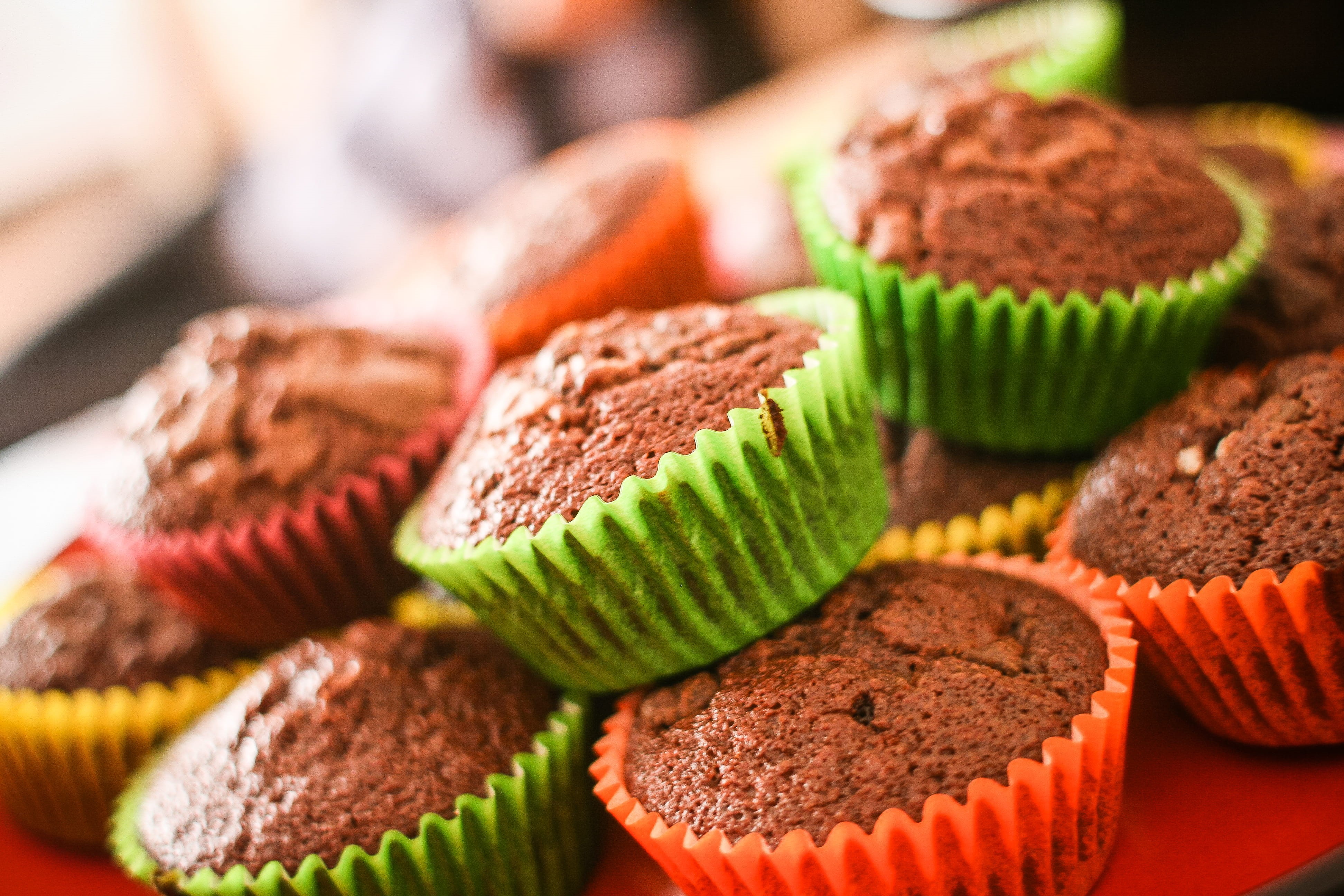 freshness, sweet Food, chocolate, candy, brown, unhealthy Eating, Muffins, refreshment, cupcake, selective focus, food, variation, sweet, no People, snack, HD Wallpaper