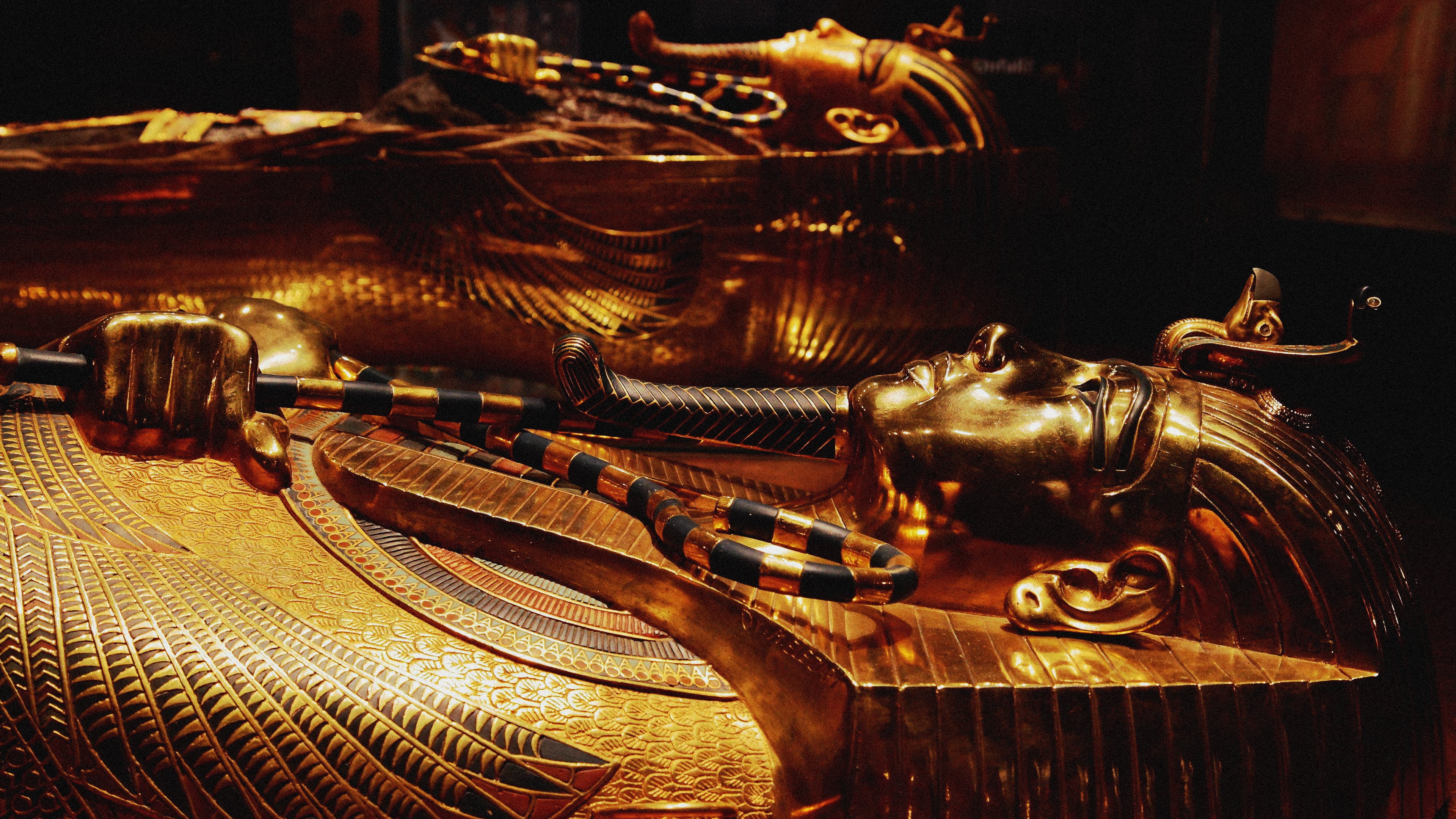 no people, the past, metal, Tutankhamuns death mask, still life, human representation, sarcophagus, creativity, art and craft, antique, sculpture, close-up, HD Wallpaper