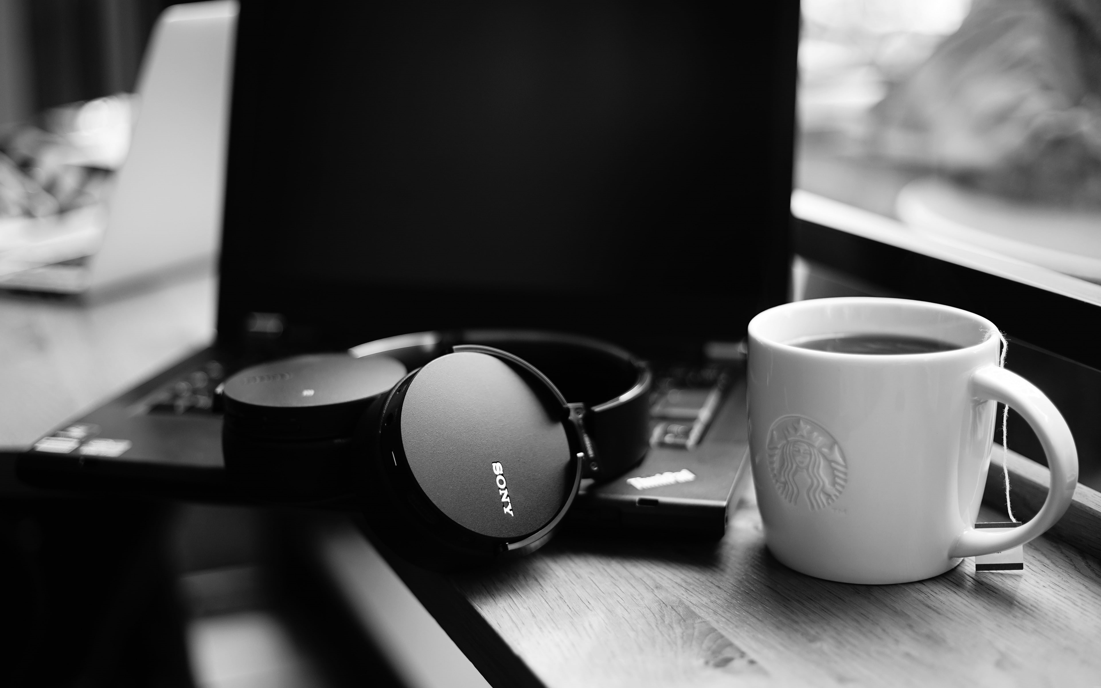 food and drink, no people, coffee, day, crockery, drink, selective focus, coffee - drink, coffee cup, starbucks, mug, closeup, wireless technology, refreshment, HD Wallpaper