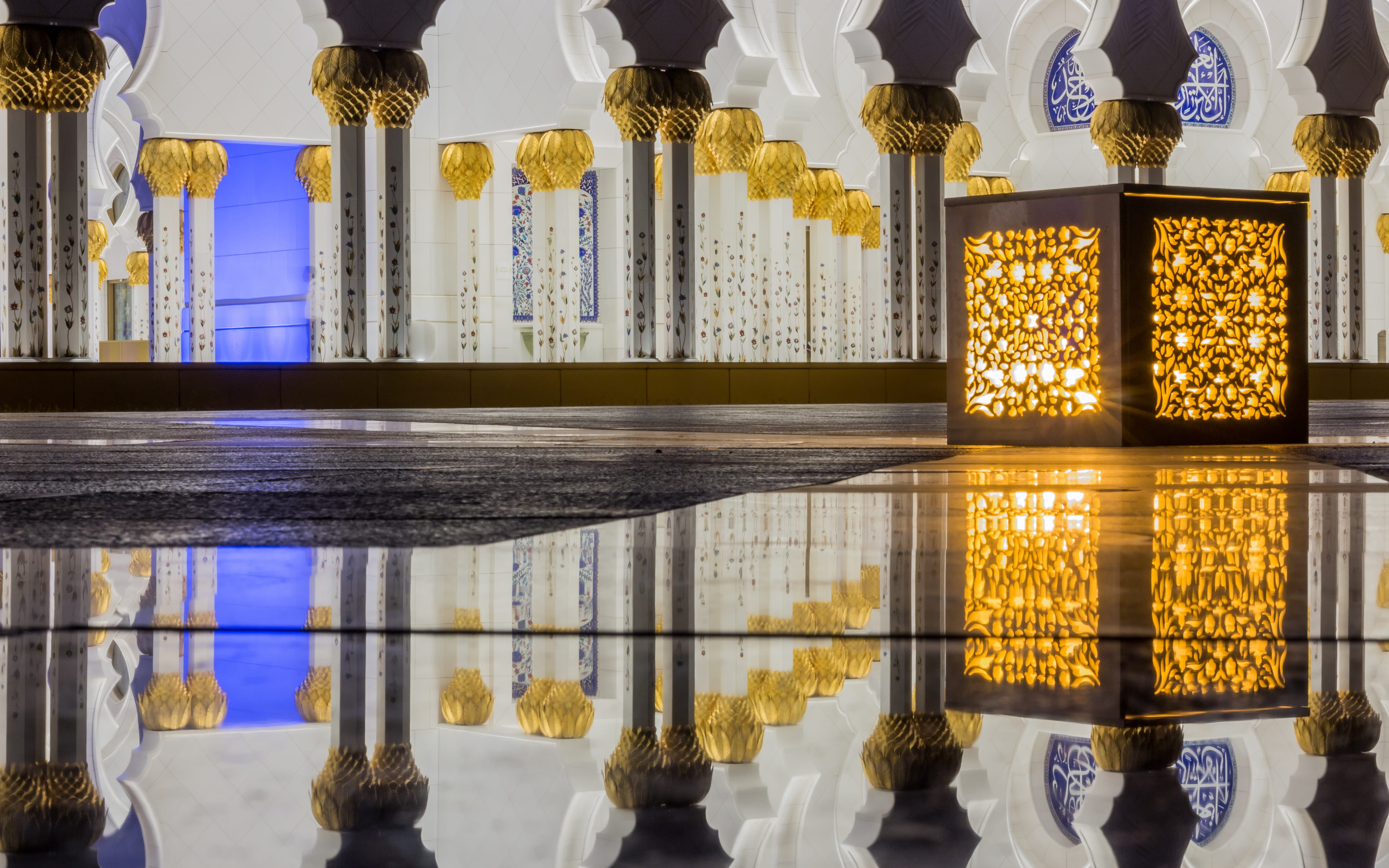 kaaba, side by side, architectural column, indoors, religion, illuminated, lighting equipment, 5K, structure, place of worship, reflection, photo, black, HD Wallpaper