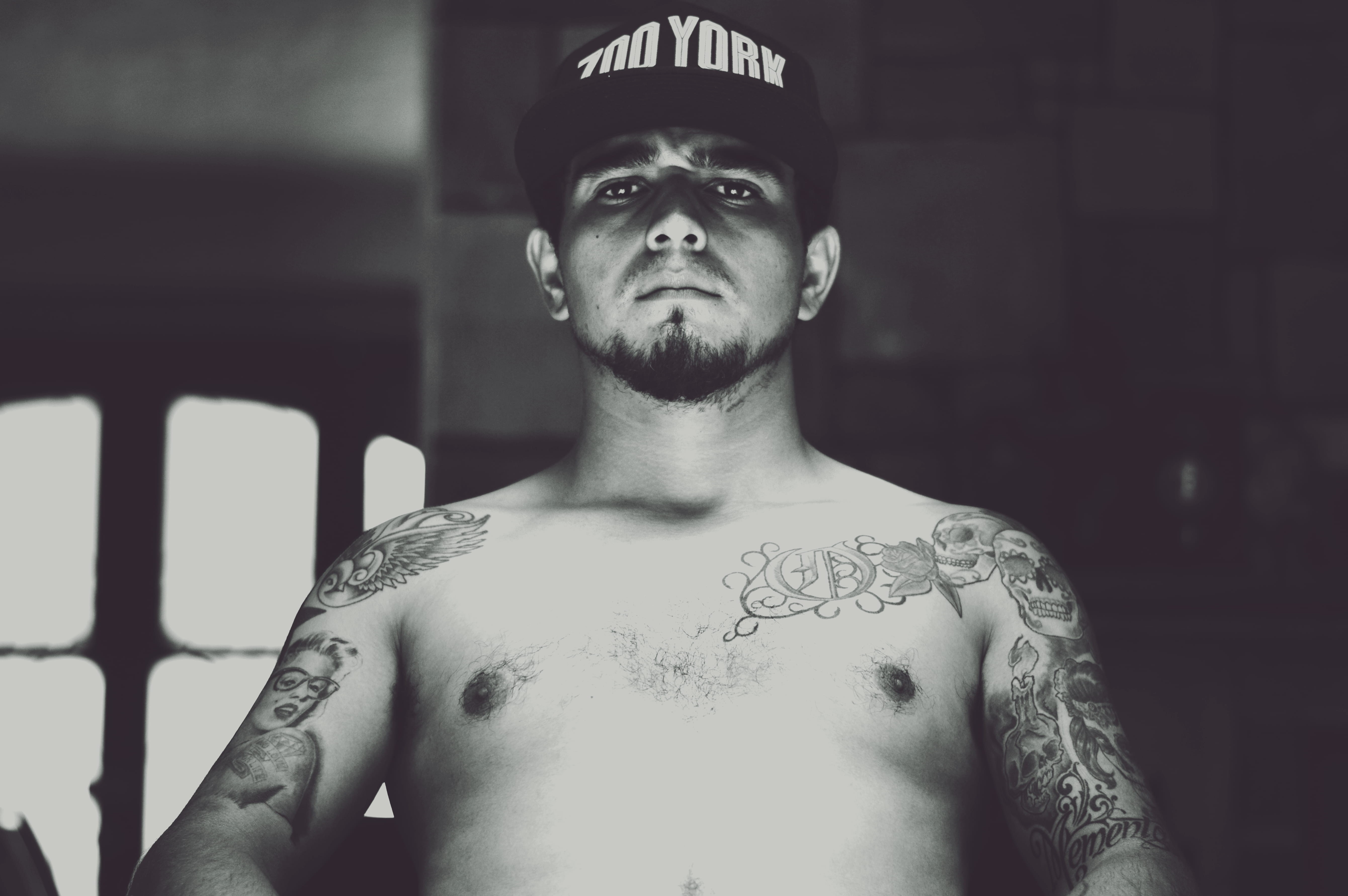 strength, headshot, masculinity, black and white, yuriria mexico, new york, young adult, tattoo, creativity, hipster, shirtless, ismael nieto, men, focus on foreground, HD Wallpaper
