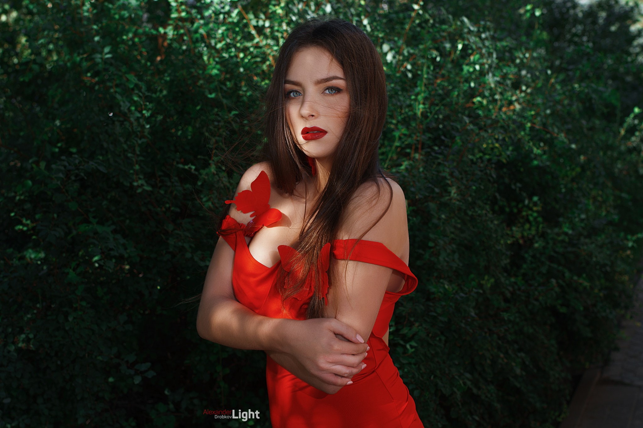 women, arms crossed, red lipstick, portrait, red dress, 1080P, HD Wallpaper