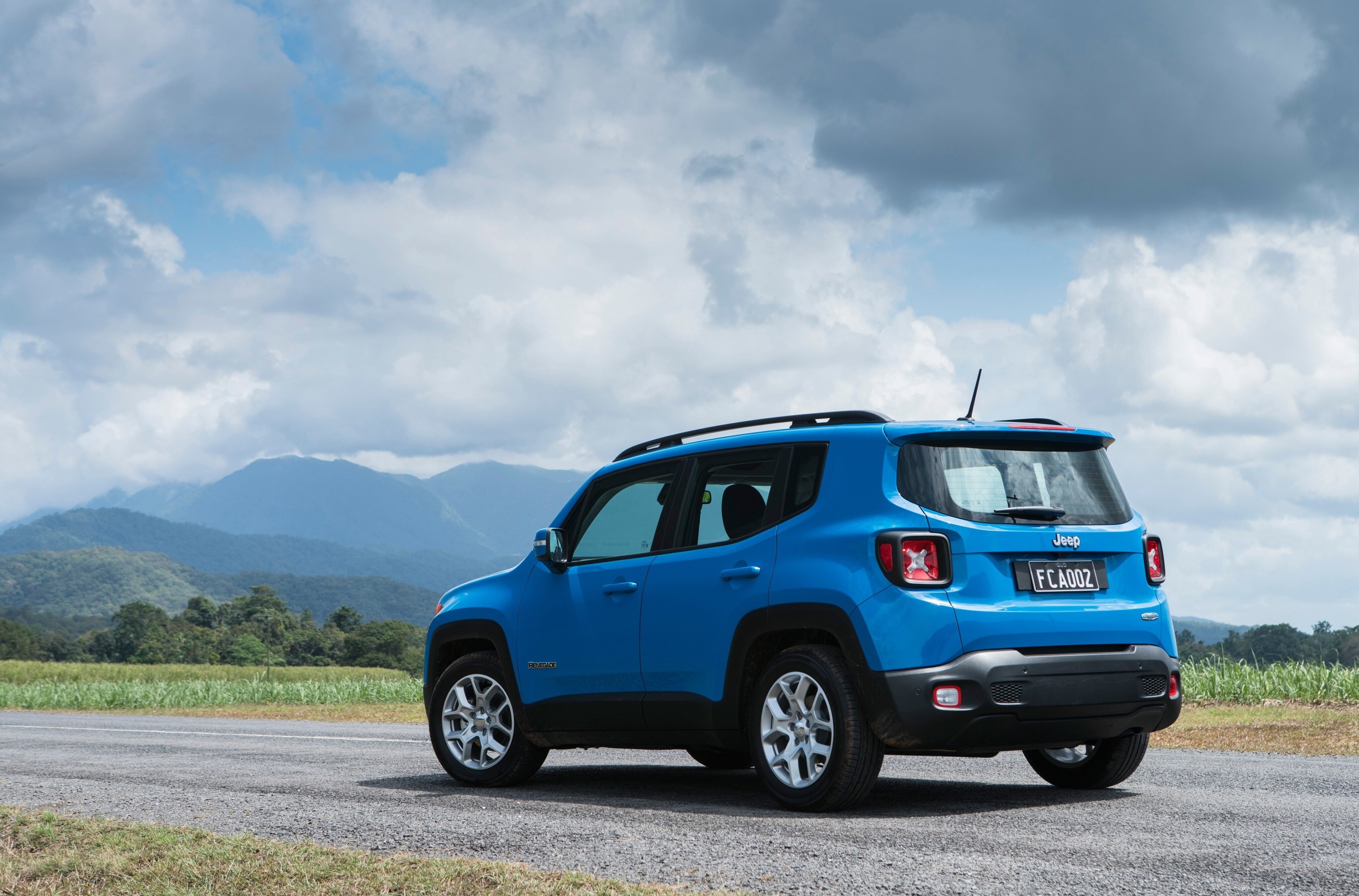 nature, non-urban scene, no people, outdoors, jeep renegade longitude 4k computer, day, sky, car, small, retro styled, blue, mountain, mode of transportation, HD Wallpaper