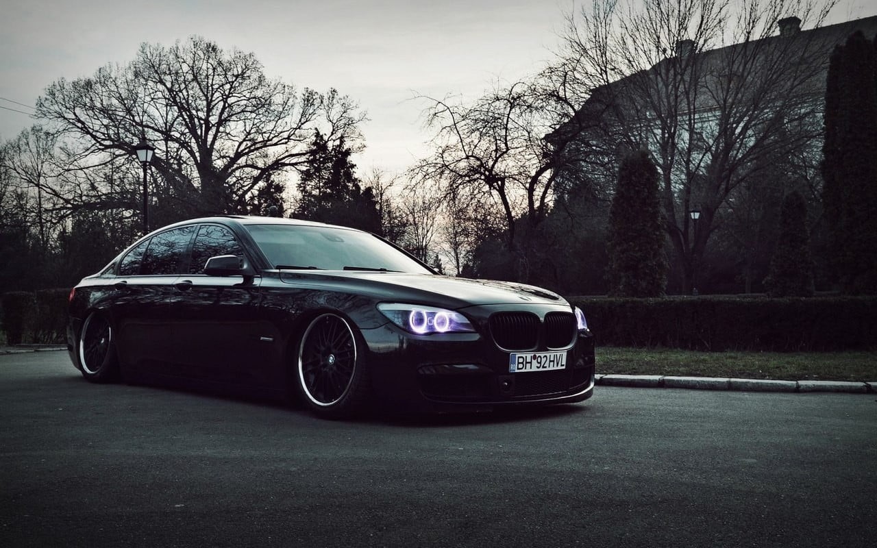 mode of transportation, land vehicle, BMW 7 Series, nature, street, day, transportation, luxury, city, road, 720P, sedan, outdoors, bare tree, motor vehicle, HD Wallpaper