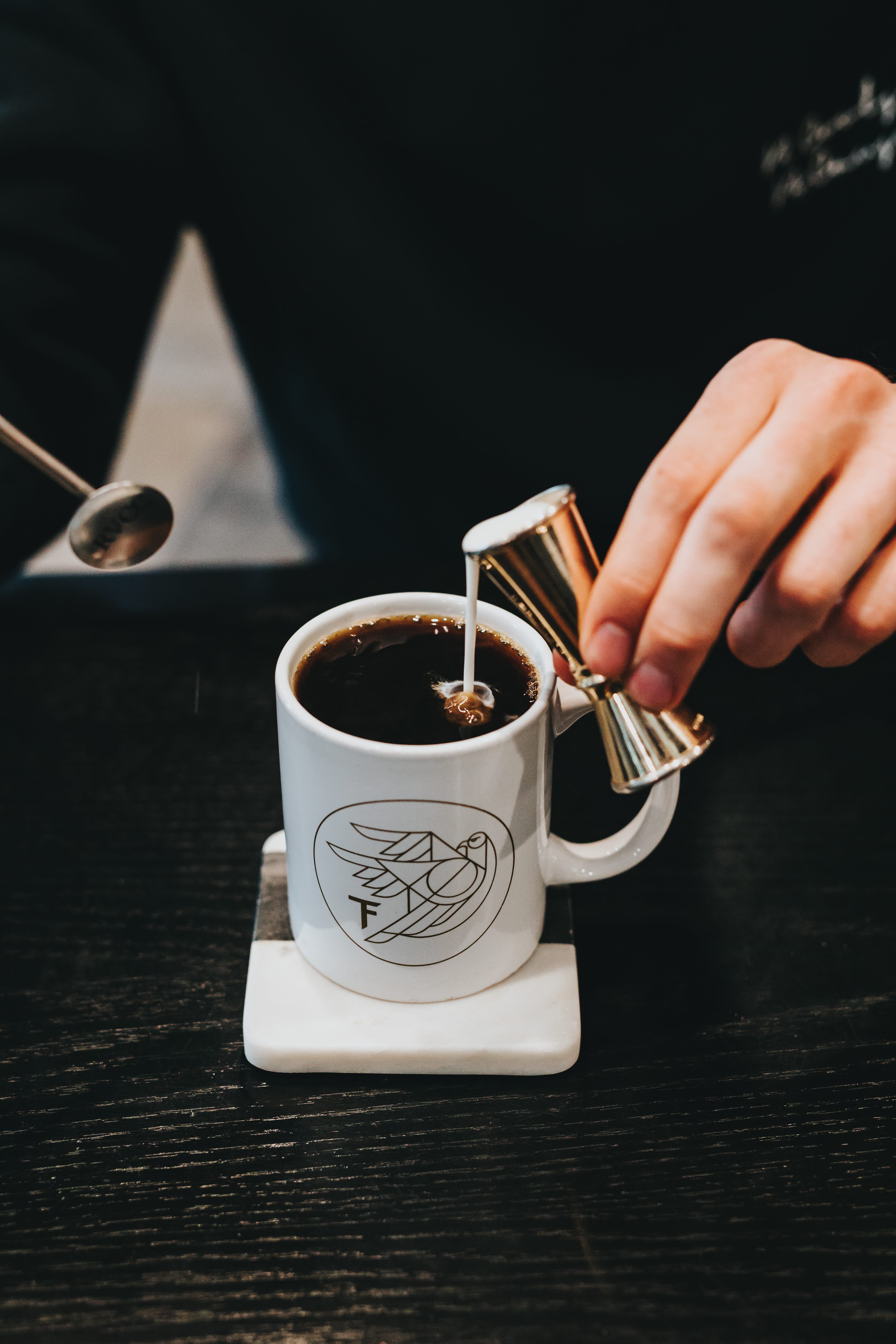 coffee lover, holding, coffee - drink, food and drink, coffee addict, take flight, mug, 5K, latte, drip, indoors, table, hand, drinking, kitchen utensil, Phone HD Wallpaper