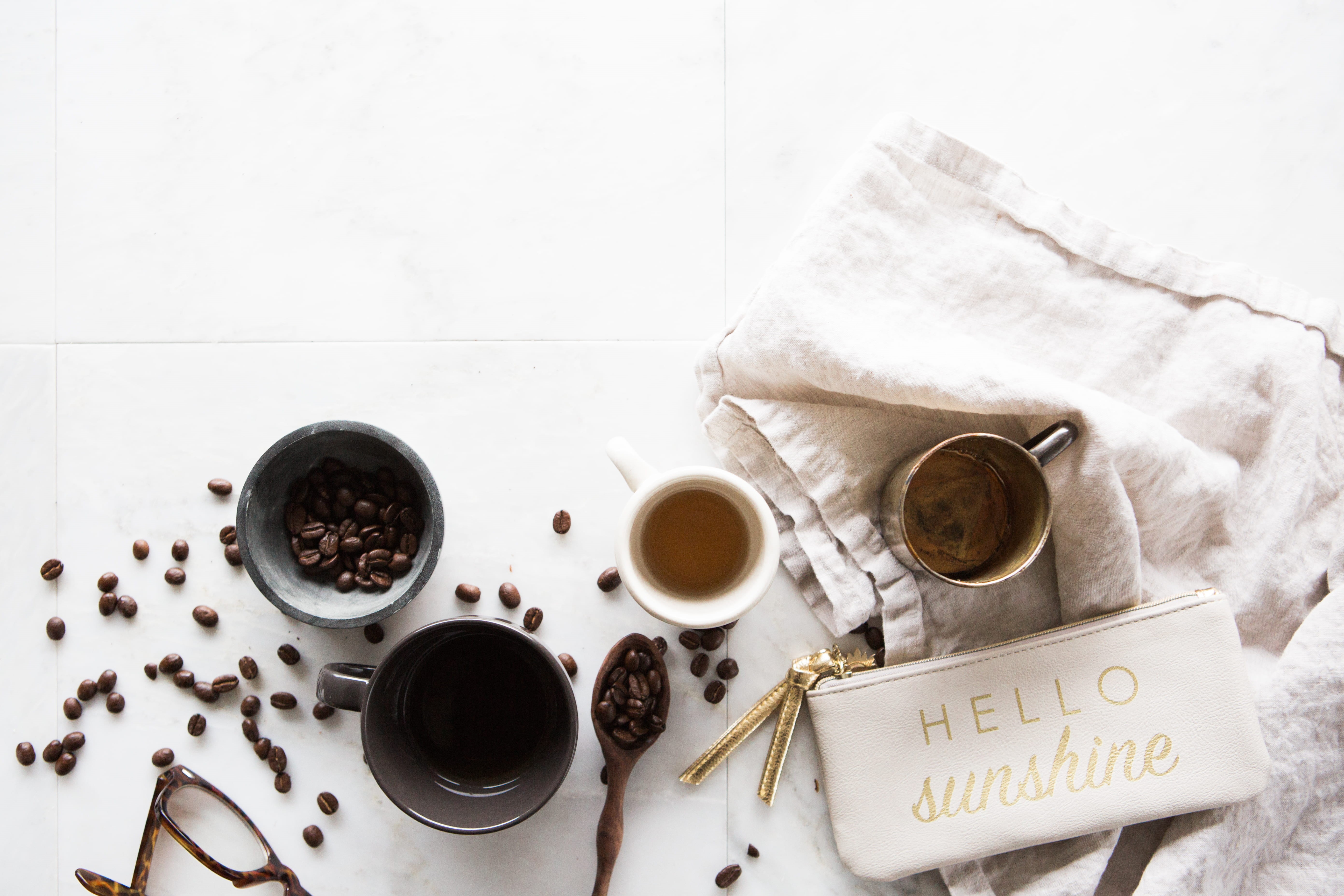 cups, purse, cup, white, coffee - drink, kitchen utensil, refreshment, high angle view, seeds, mugs, mug, coffee, indoors, spoon, floor, flat, food, sunshine, HD Wallpaper