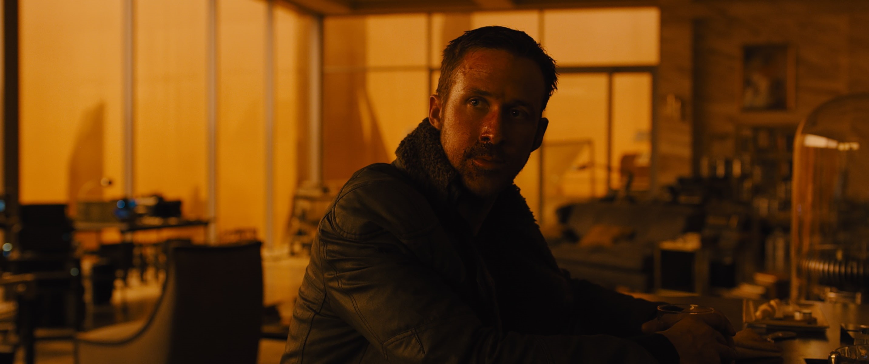 real people, mid adult, emotion, business, portrait, waist up, sitting, focus on foreground, actor, Ryan Gosling, mid adult women, movies, Officer K, indoors, HD Wallpaper