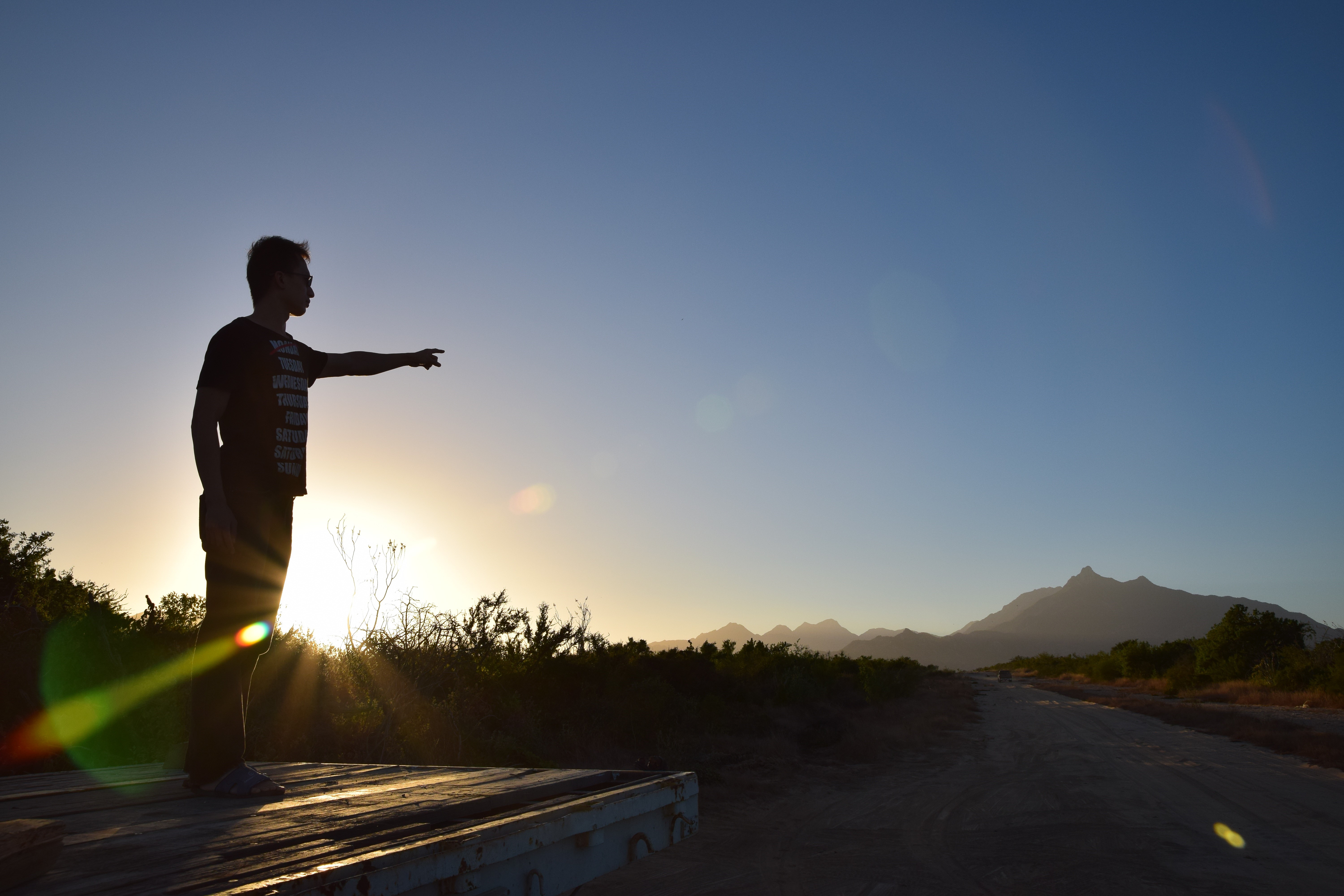 leisure activity, lens flare, shadow, full length, copy space, mexico, side view, standing, 5K, scenics - nature, sky, one person, finger pointing, silhouette, HD Wallpaper