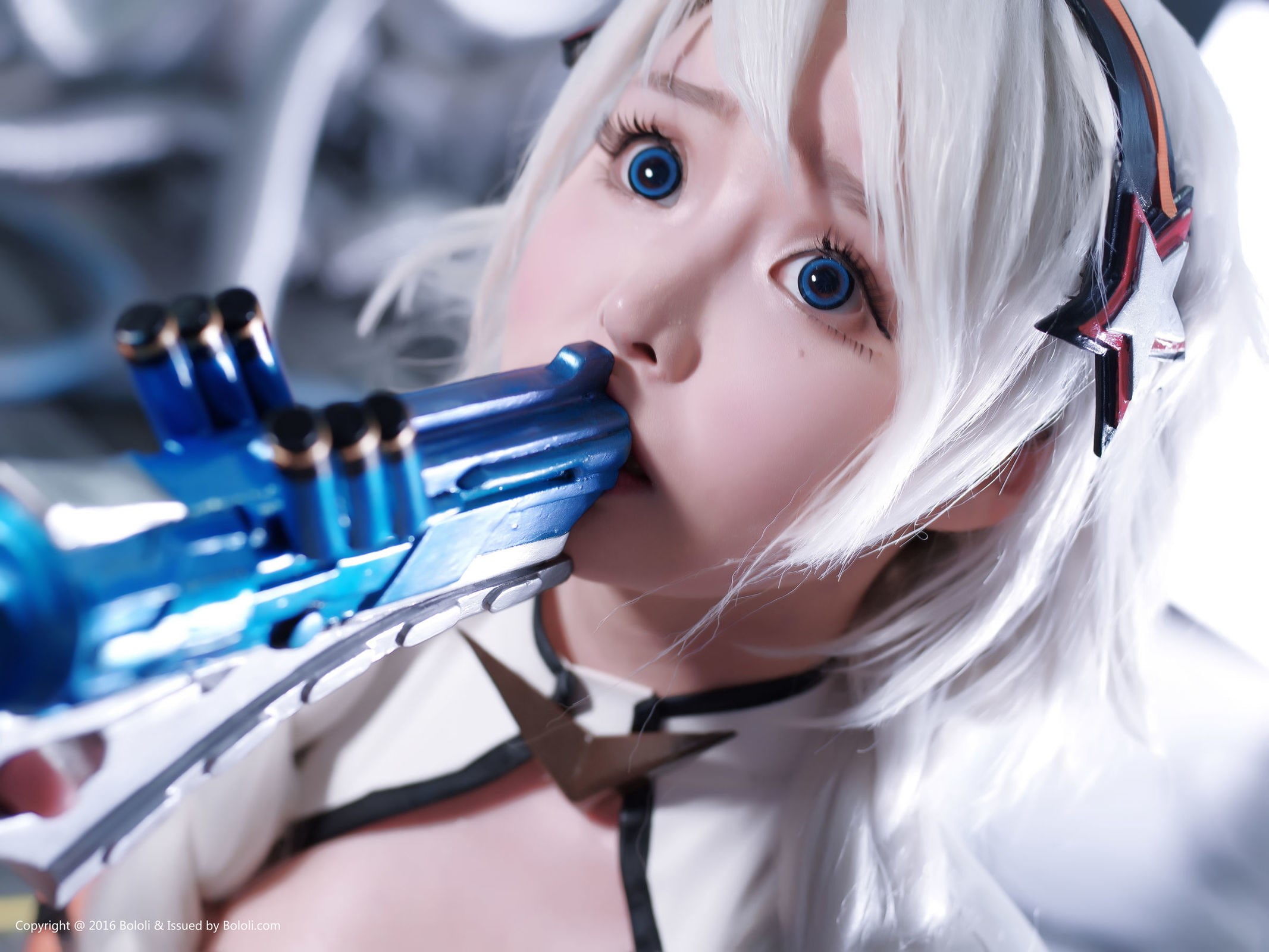 Kiana Kaslana, futuristic, asian cosplayer, blue eyes, Asian, bololi, contact lenses, 1080P, silver hair, cosplay, HD Wallpaper