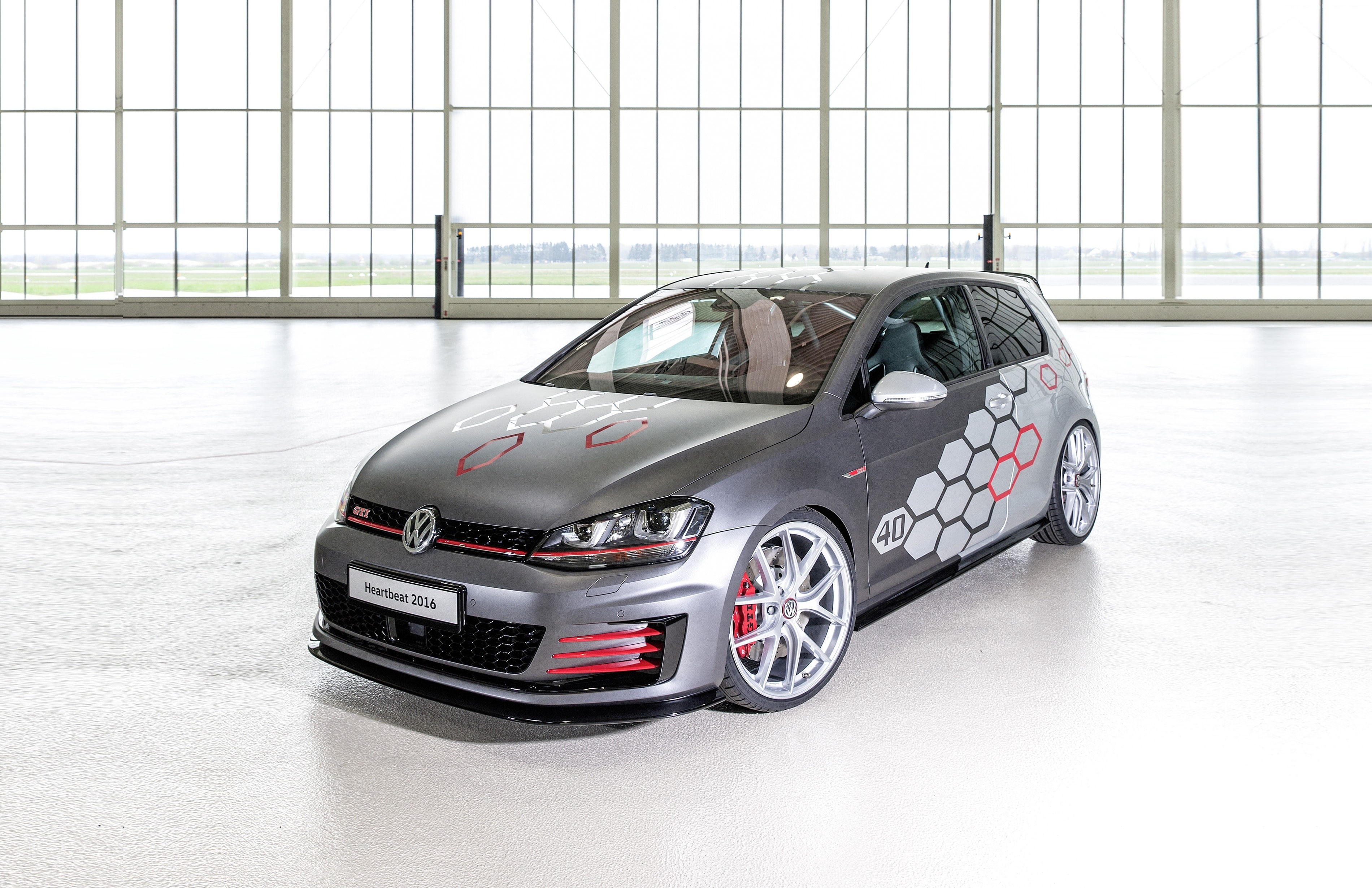 mode of transportation, land vehicle, architecture, 2K, transportation, Golf GTI, sport, motor vehicle, Wörthersee 2016, sports car, car, no people, Typ 5G, HD Wallpaper