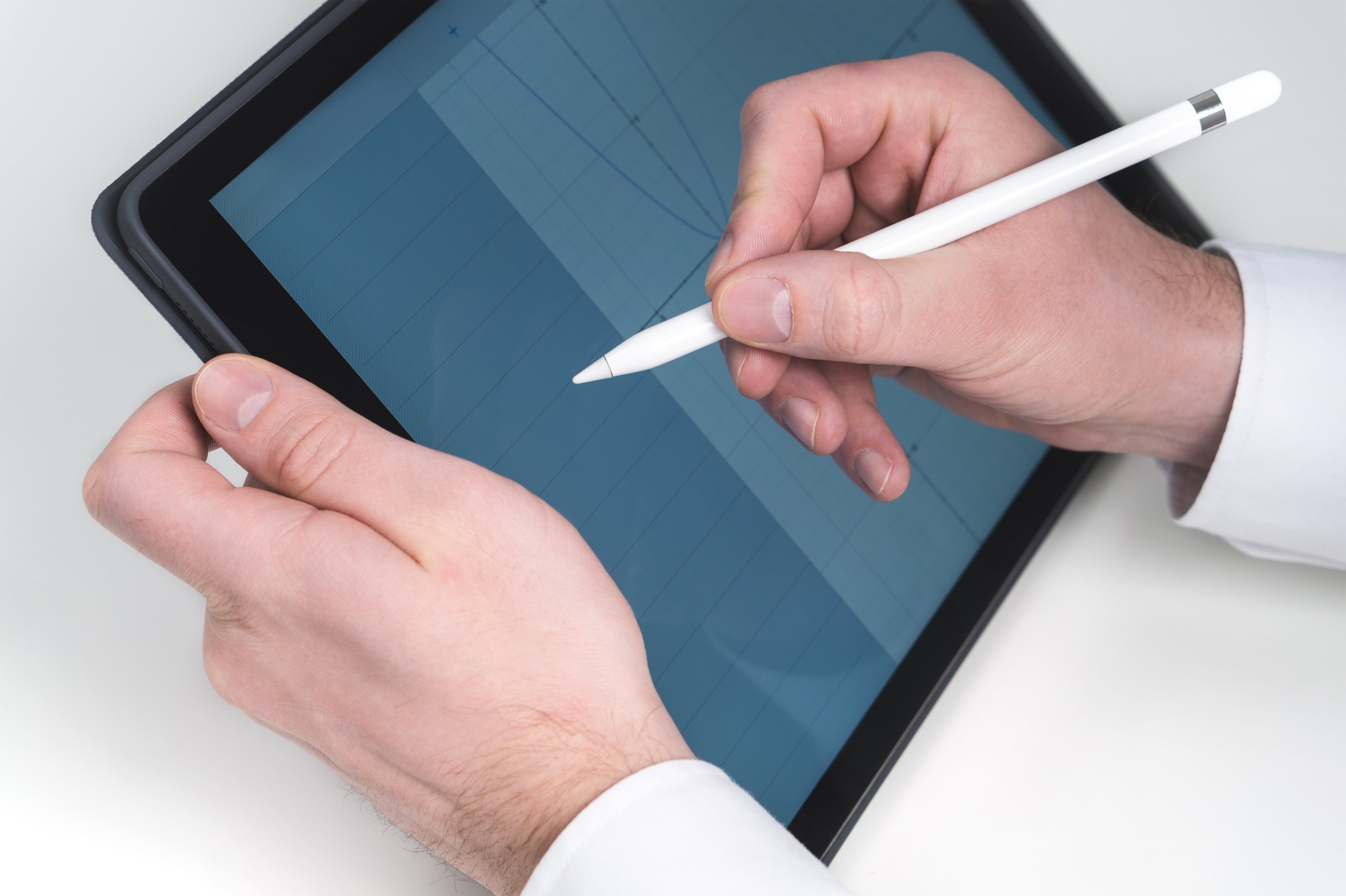 using, diagram, marketing, occupation, device, person, modern, professional, screen, computer, blouse, electronic, human hand, males, pro, indoors, touch, HD Wallpaper