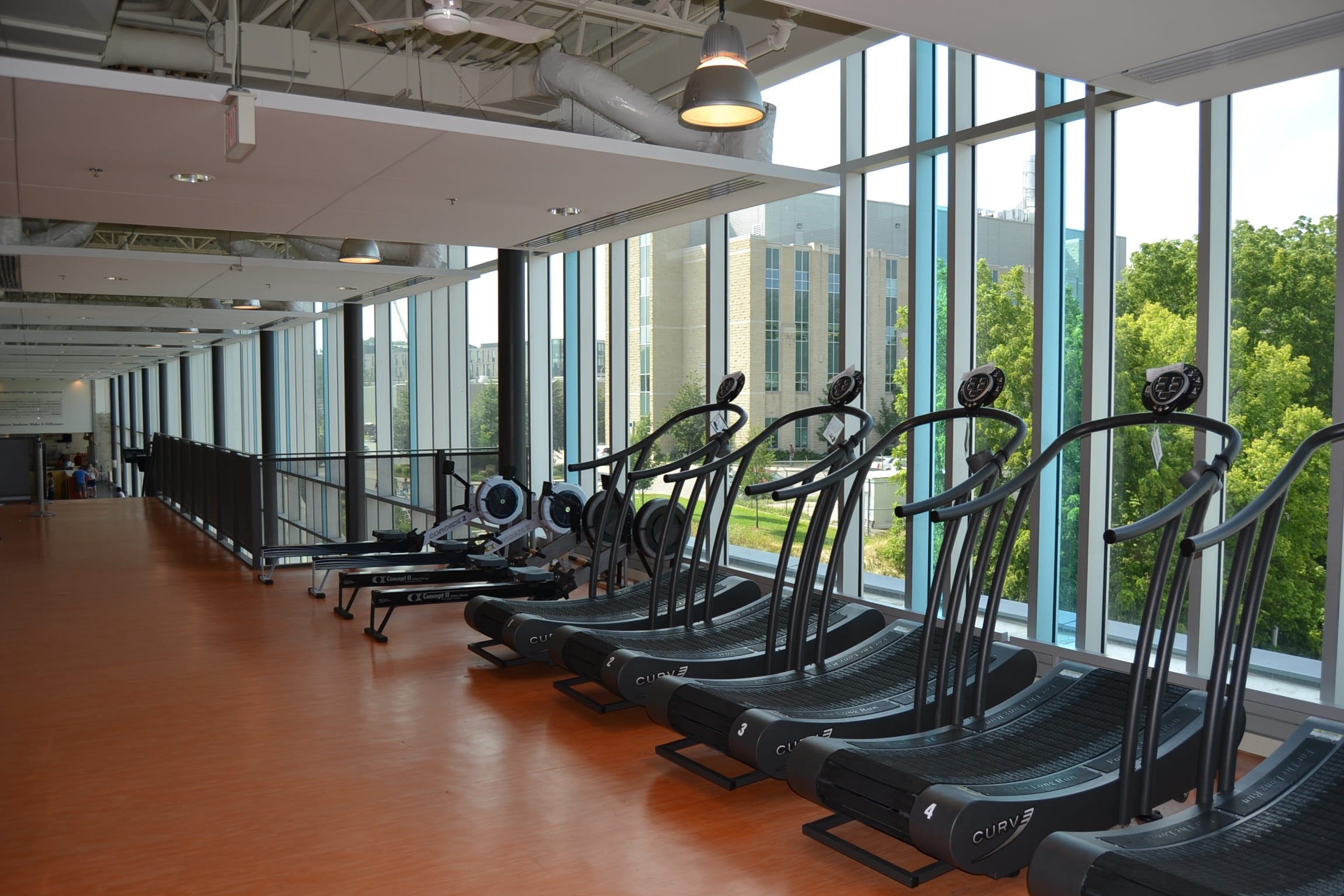 flooring, no people, day, bicycle, empty, gym, window, indoors, ceiling, built structure, black, in a row, architectural column, treamills, sunlight, business, HD Wallpaper