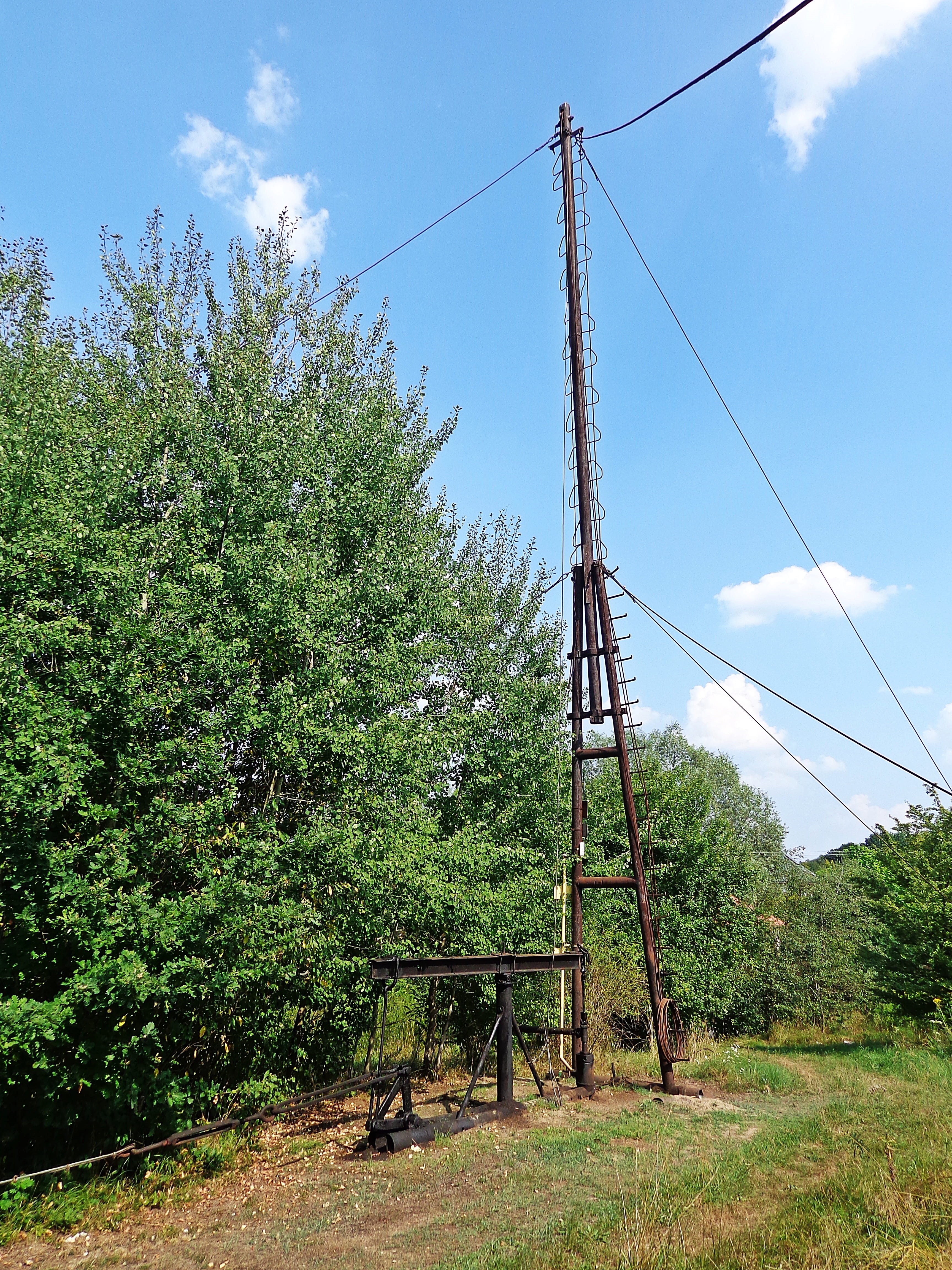 the pump, land, electricity pylon, drilling rig, low angle view, green color, electricity, power supply, steel, nafta, 4K, connection, day, telephone line, Phone HD Wallpaper