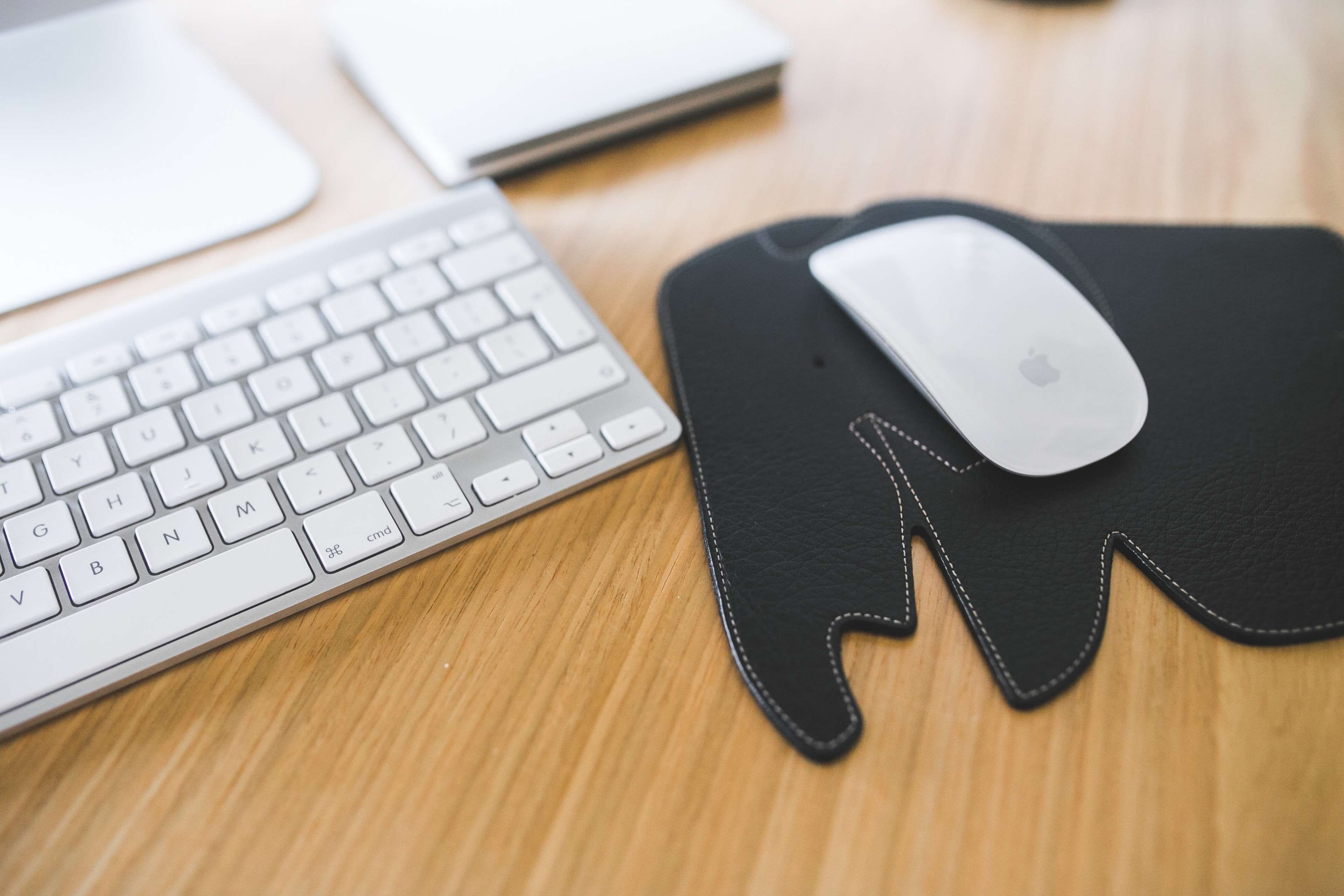 wireless technology, business, computer keyboard, computer, workspace, working space, mouse, office, pad, wooden, smart phone, furniture, connection, keyboard, HD Wallpaper