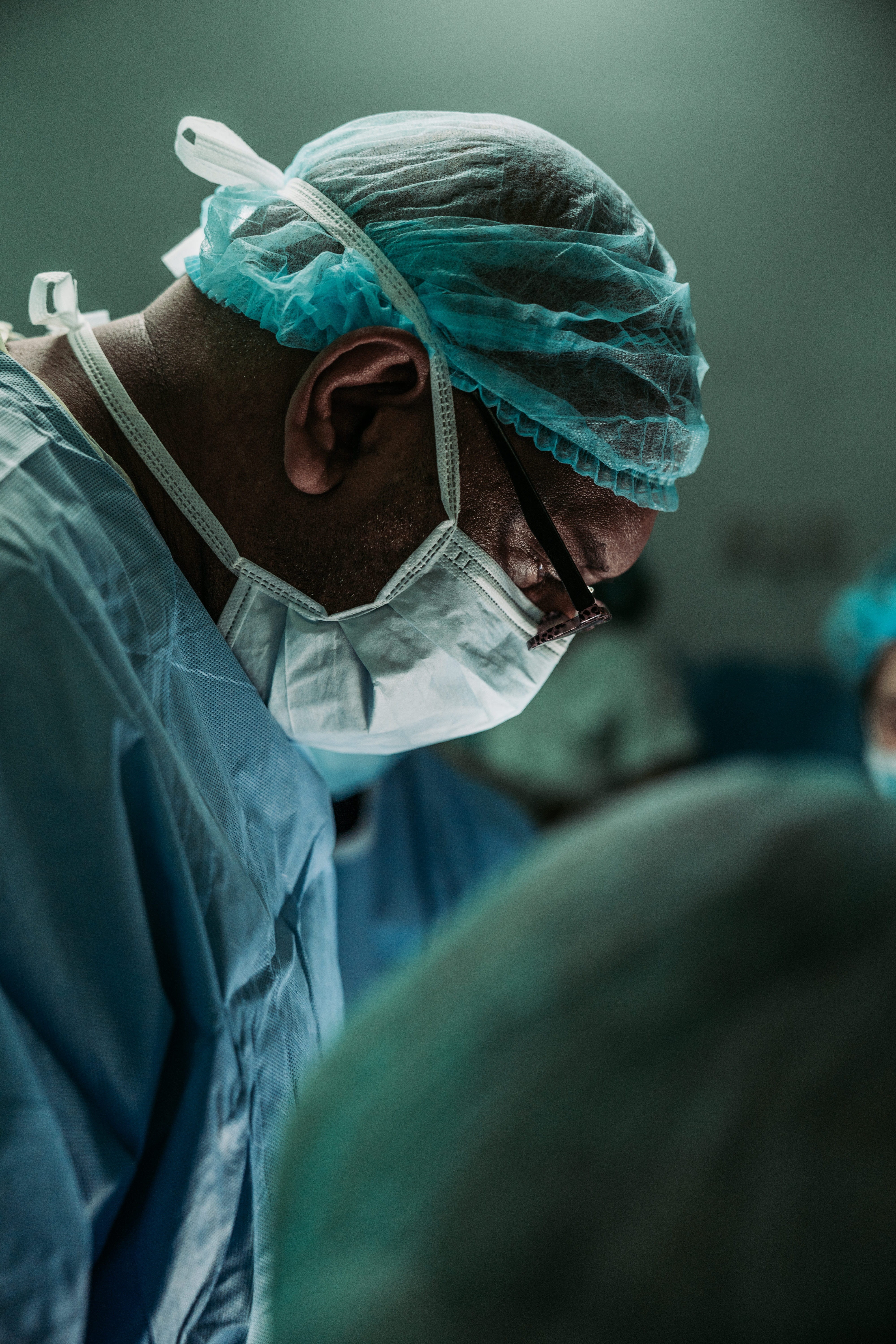 wearing, clothing, occupation, operating room, adult, care, healthcare and medicine, surgical mask, hospital, mask, incidental people, operating gown, doctor, Phone HD Wallpaper