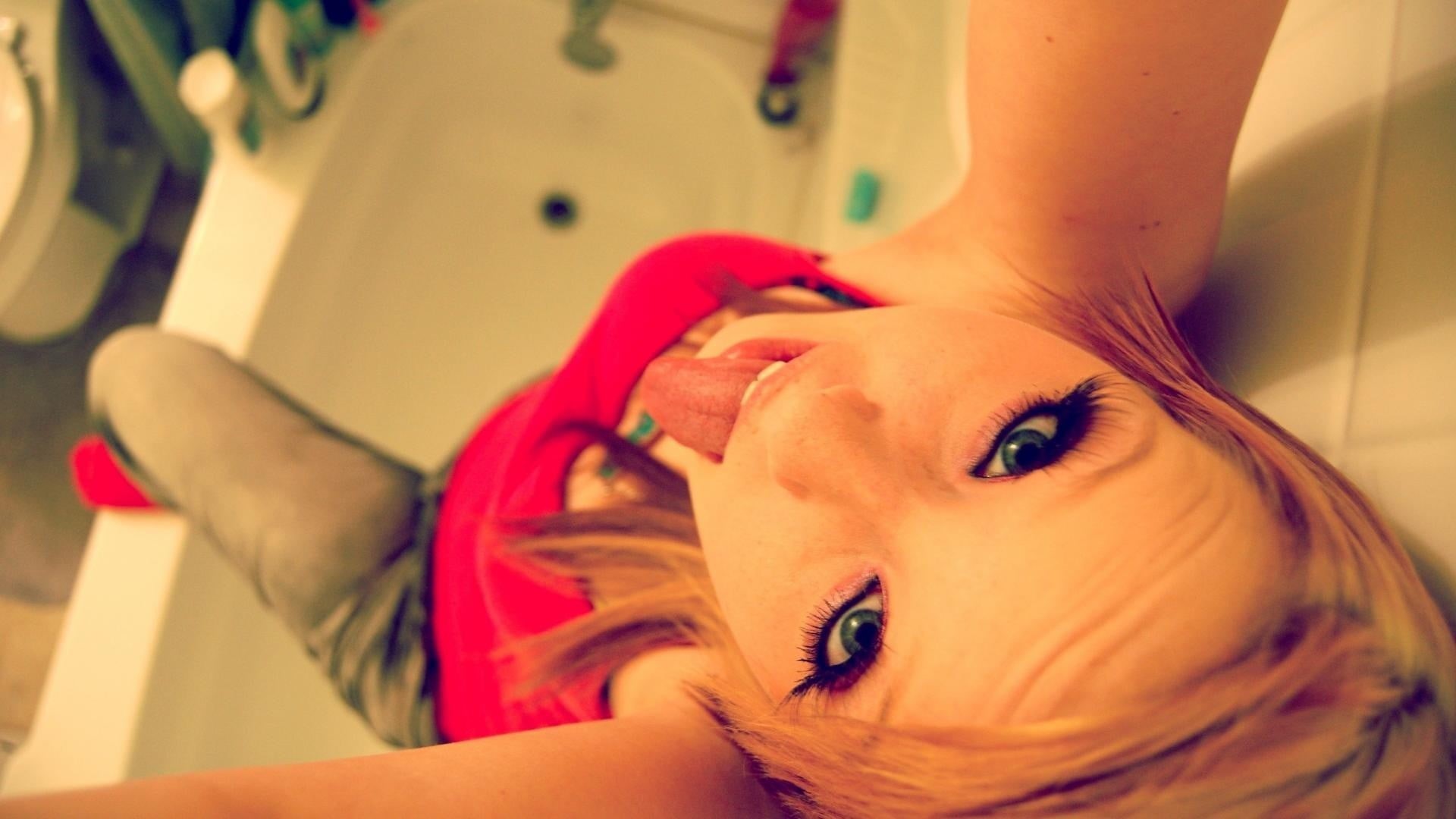 bathtub, camisole, red, real people, body part, innocence, s, human face, child, headshot, beautiful woman, 1080P, human arm, close-up, lying down, high angle view, HD Wallpaper