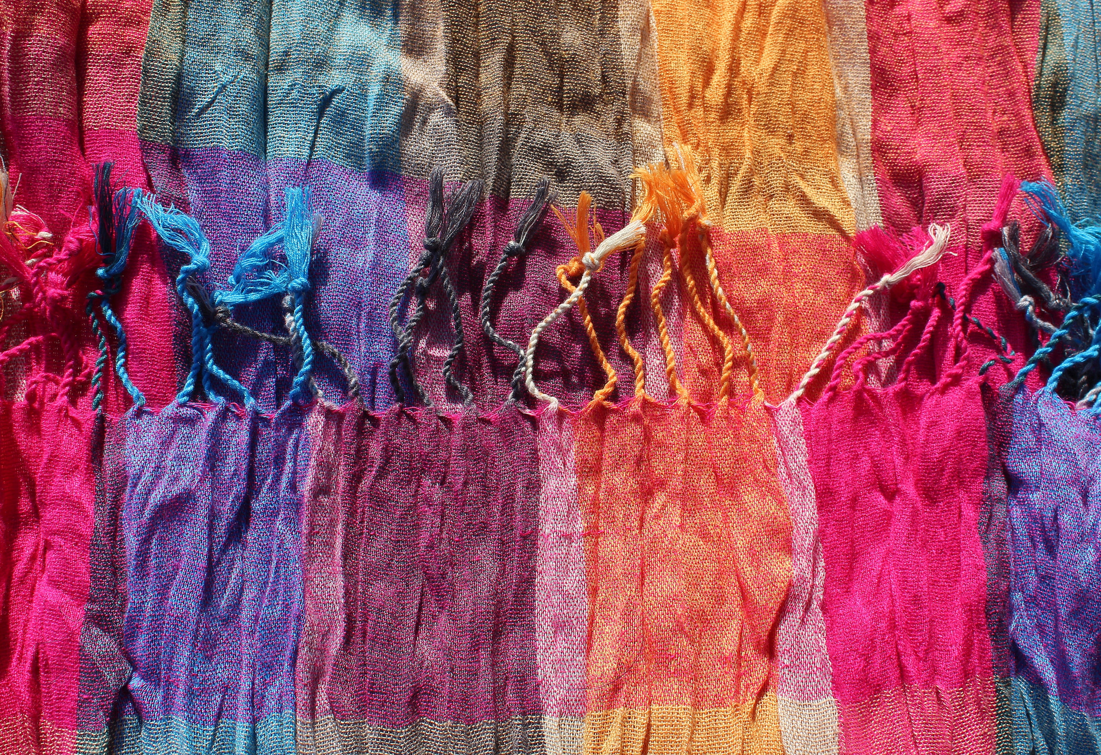  no people, the art of, scarves, full frame, choice, textured, color, backgrounds, hanging, retail, shawl, textile, day, 4K, web, red, business, HD Wallpaper