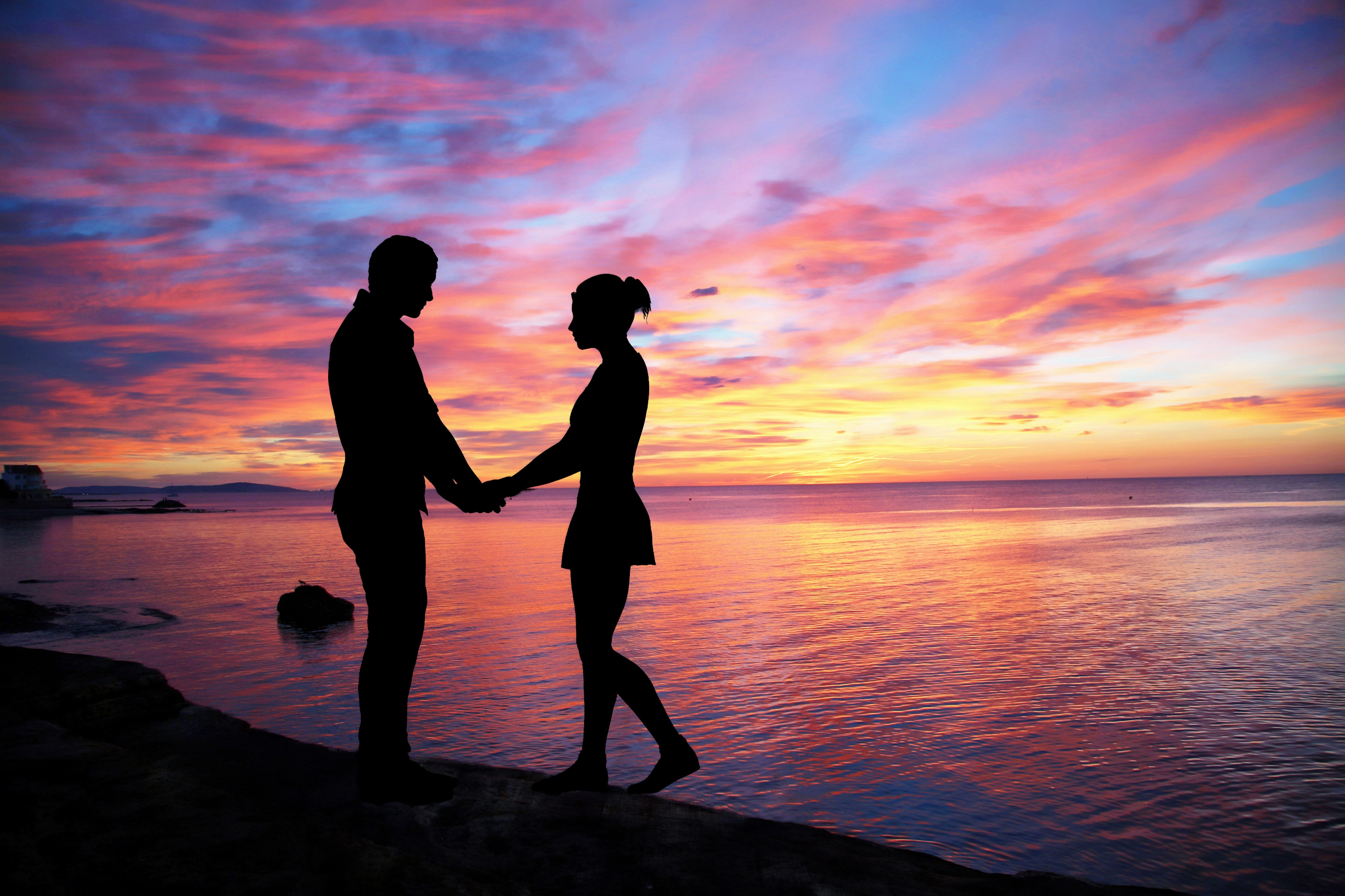 scenics - nature, sea, women, love, sunset, adventure, silhouette, couple, leisure activity, two people, cloud - sky, dating, 5K, standing, peopleTravel, HD Wallpaper