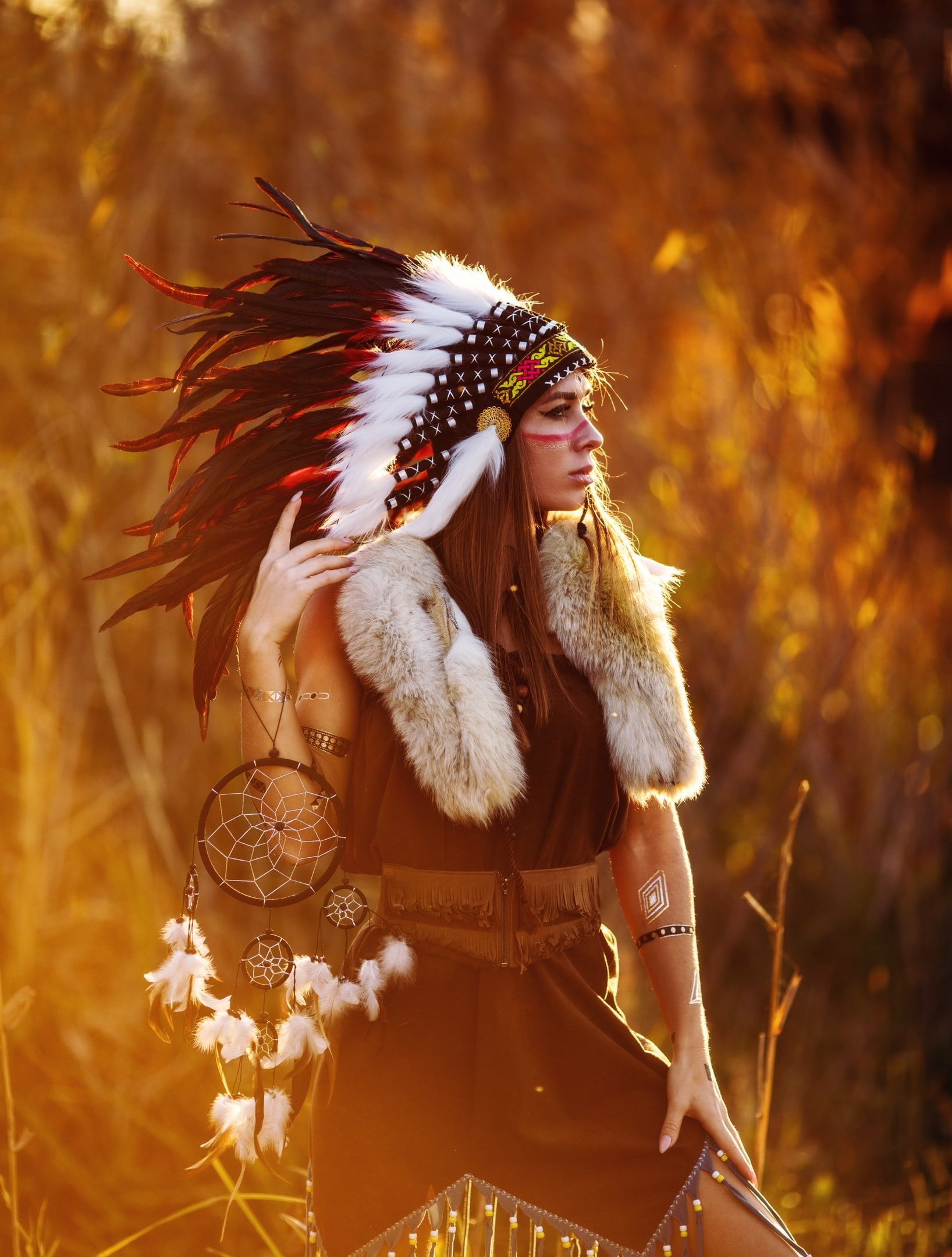 feathers, portrait, looking into the distance, portrait display, lens flare, Native Americans, face paint, women outdoors, model, bokeh, dreamcatchers, Phone HD Wallpaper