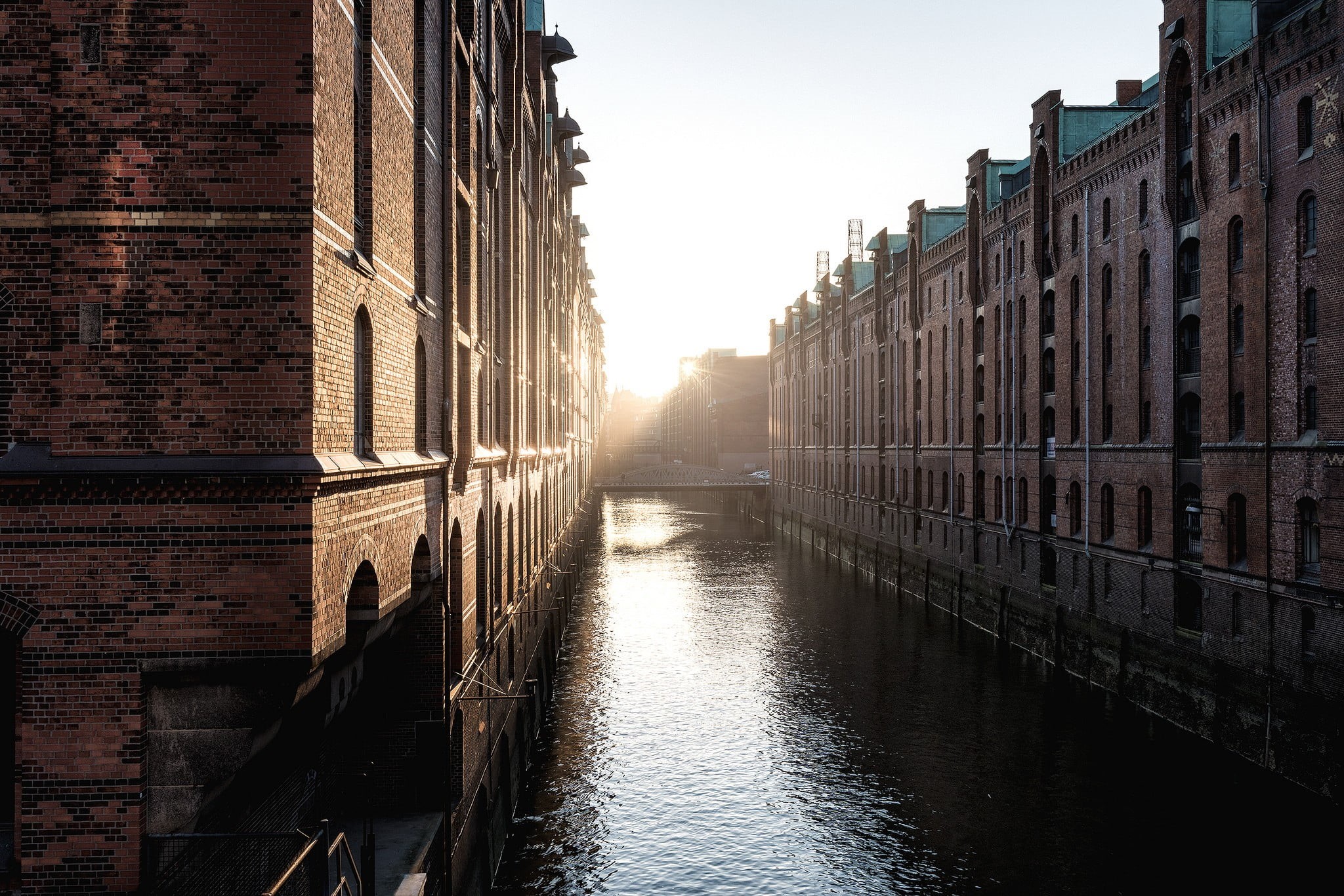 waterfront, water, architecture, nature, Speicherstadt, building, 1080P, sunlight, residential district, outdoors, white, frame, sky, no people, Hamburg, HD Wallpaper