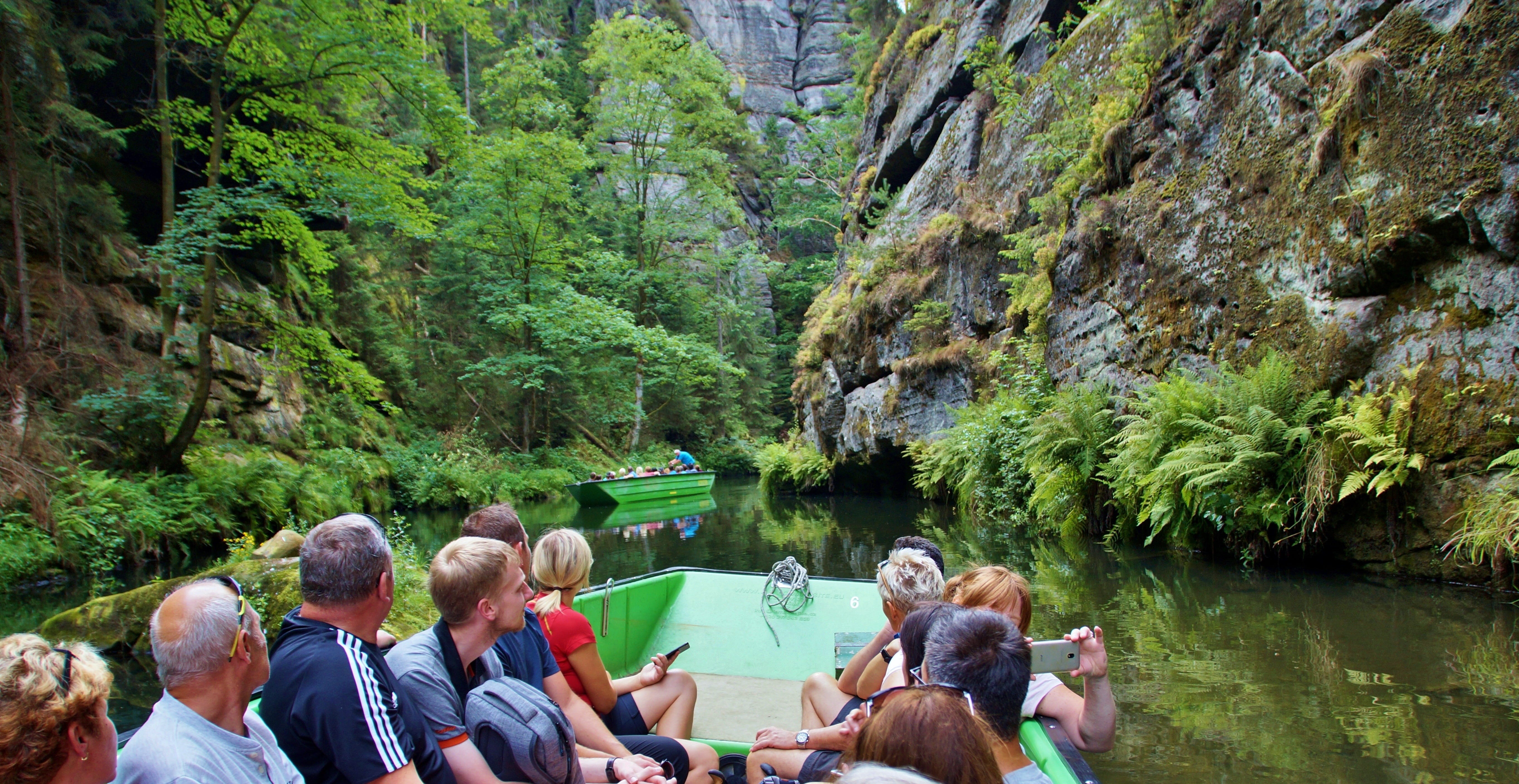 forest, target, day, crowd, water, pleasure, defile, bracken, tree, rowboat, czech republic, plant, the wild gorge, men, navigation, czech switzerland, HD Wallpaper