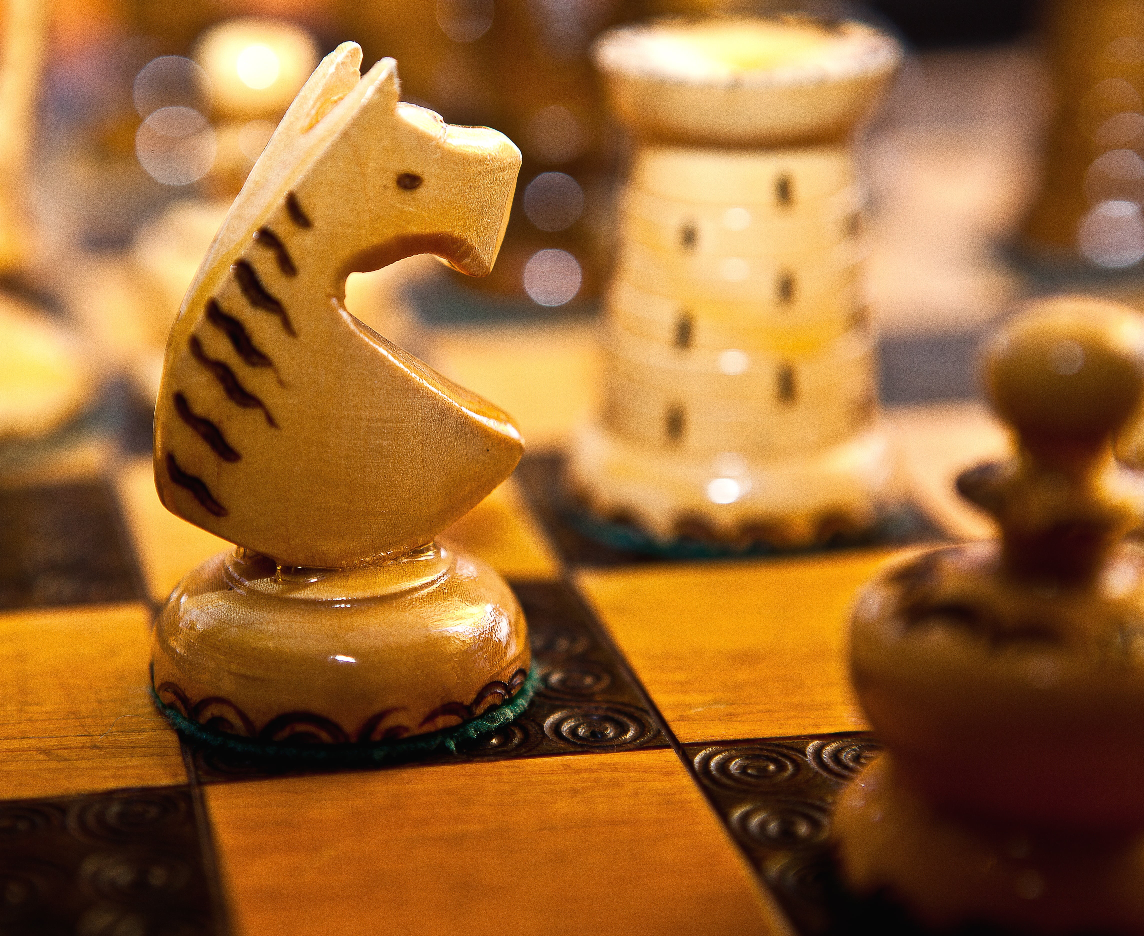 table, chess, selective focus, art and craft, board game, the horse, still life, leisure games, figures, bobby fischer, leisure activity, the board, tower, HD Wallpaper