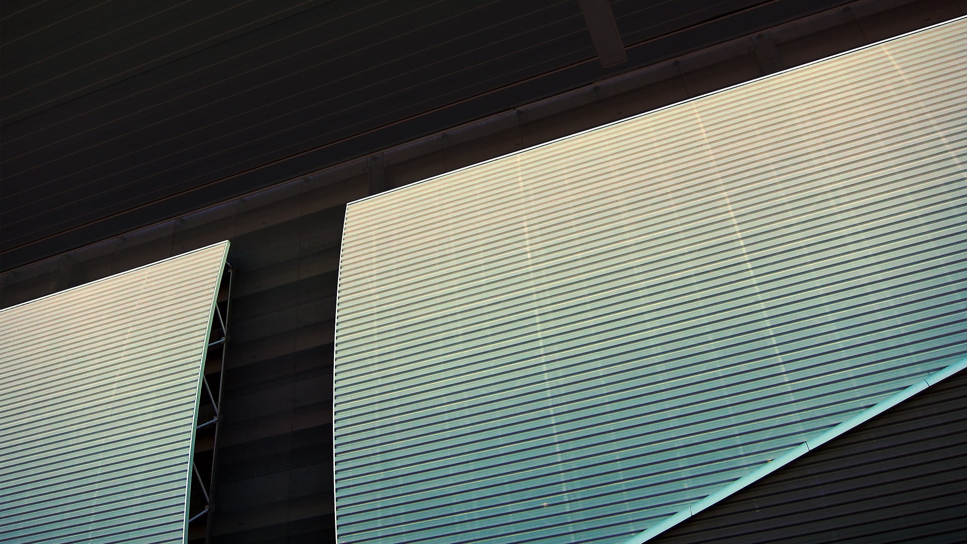 roof, sunlight, architecture, glass, 1080P, corrugated iron, no people, window, day, building exterior, iron, striped, blinds, building, textured, pattern, HD Wallpaper
