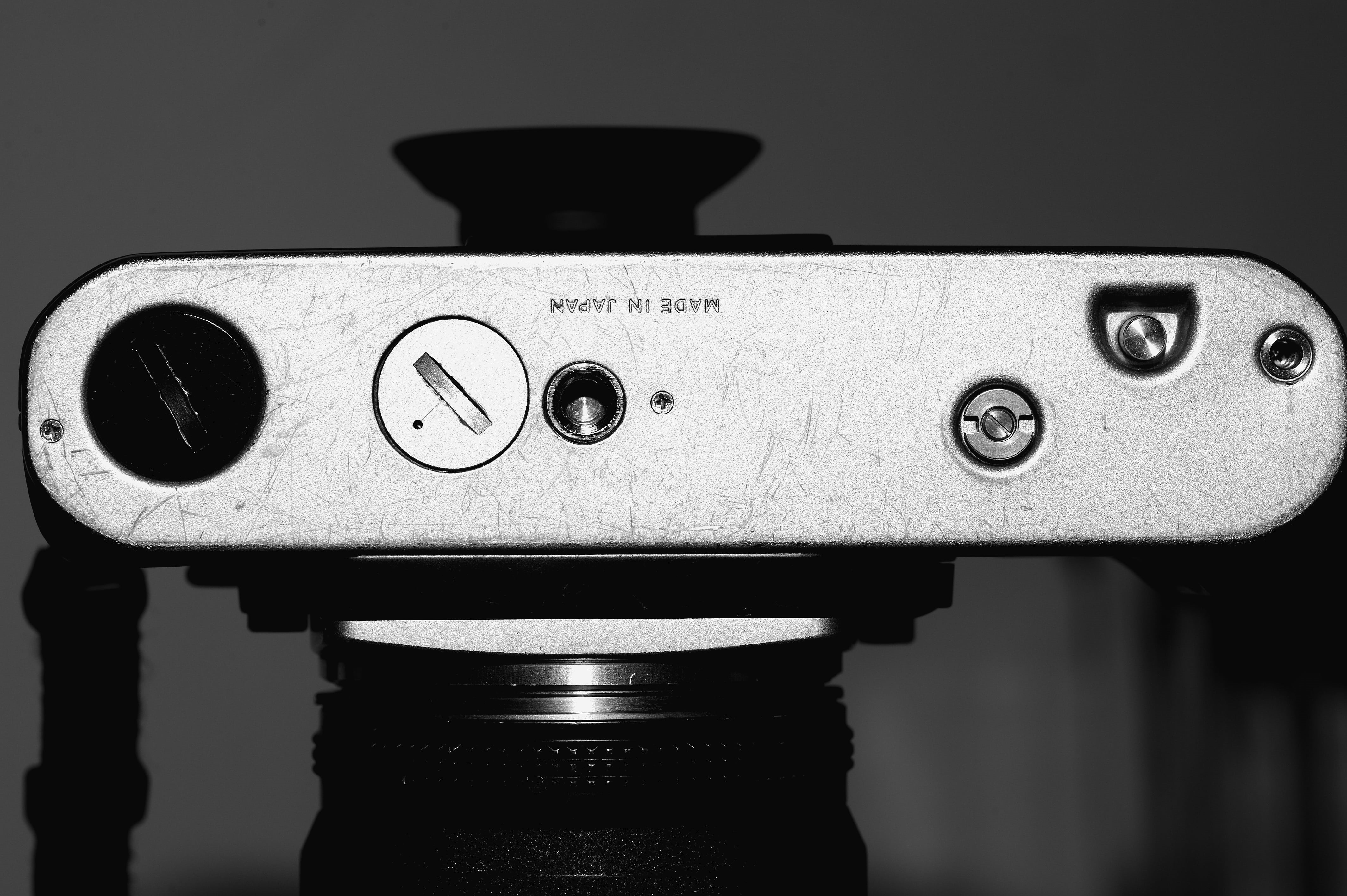 gauge, measuring, machine valve, indoors, meter - instrument of measurement, old, focus on foreground, single object, day, metal, connection, still life, HD Wallpaper