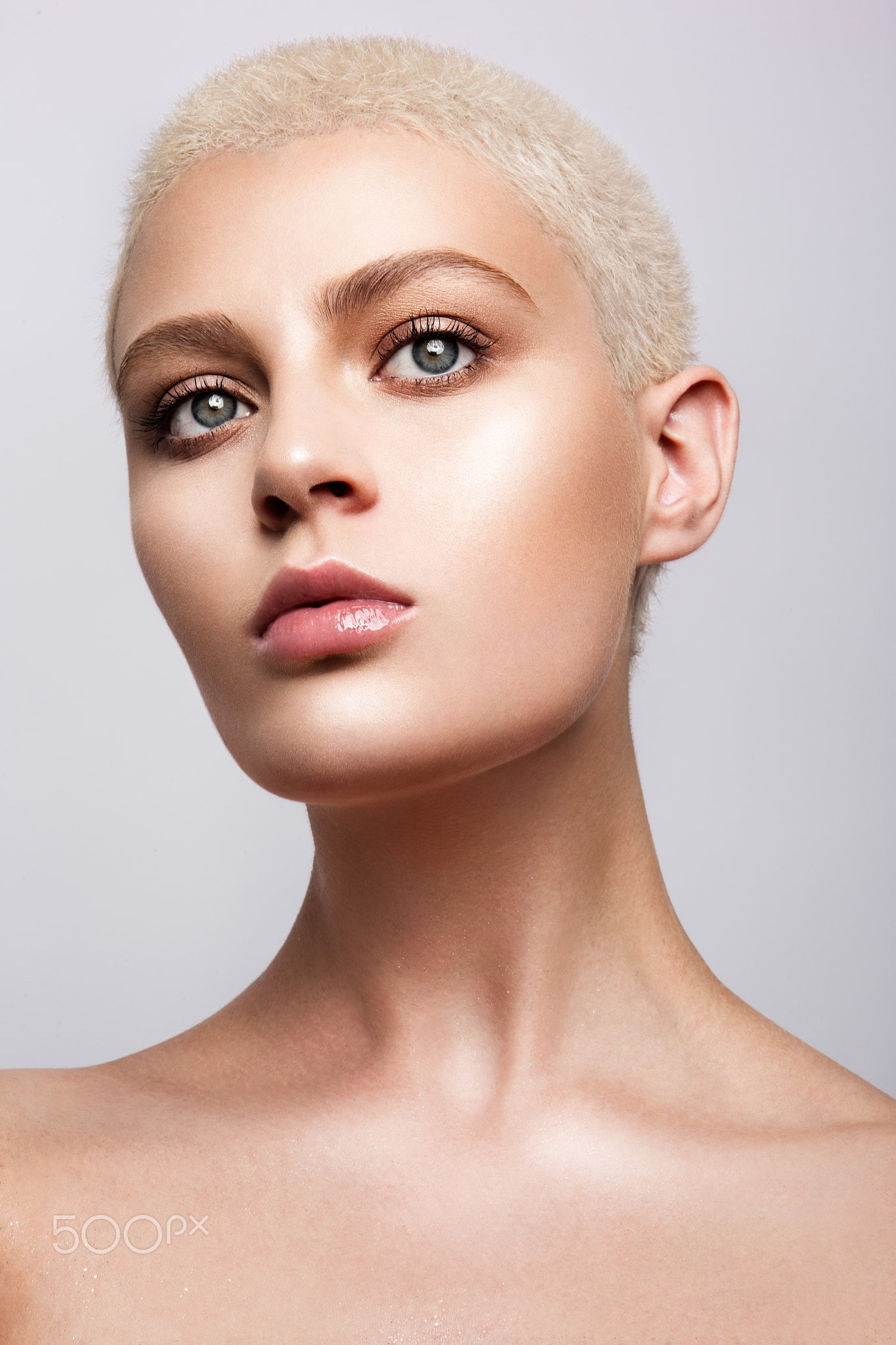 human body part, beautiful woman, beauty, make-up, studio shot, makeup, face, close-up, 1080P, adult, women, human face, headshot, young adult, one person, Phone HD Wallpaper