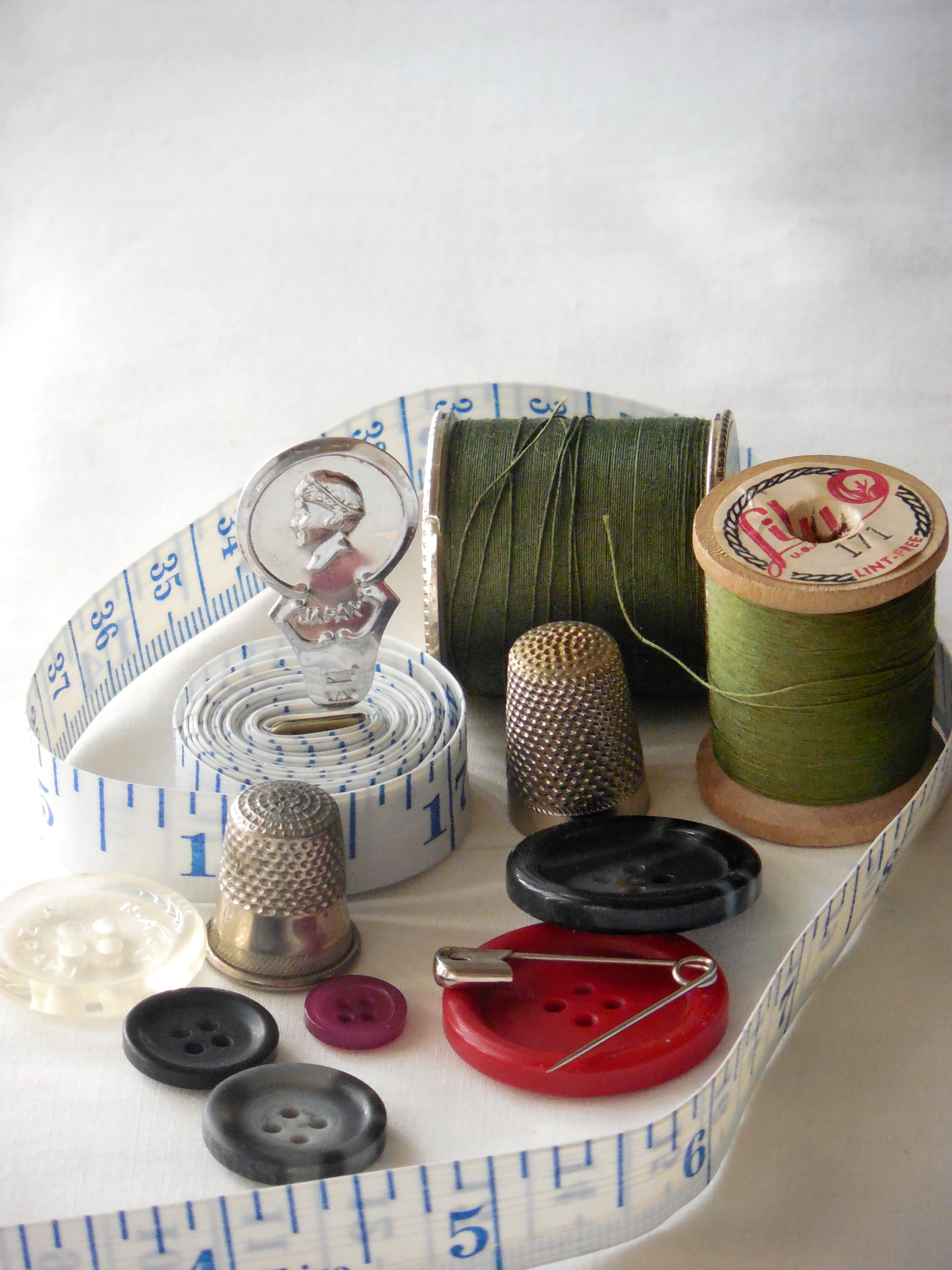 tools, green, creativity, design, indoors, art and craft, Notions, stitch, large group of objects, sewing item, no people, Thread, Sewing, variation, pin, Phone HD Wallpaper