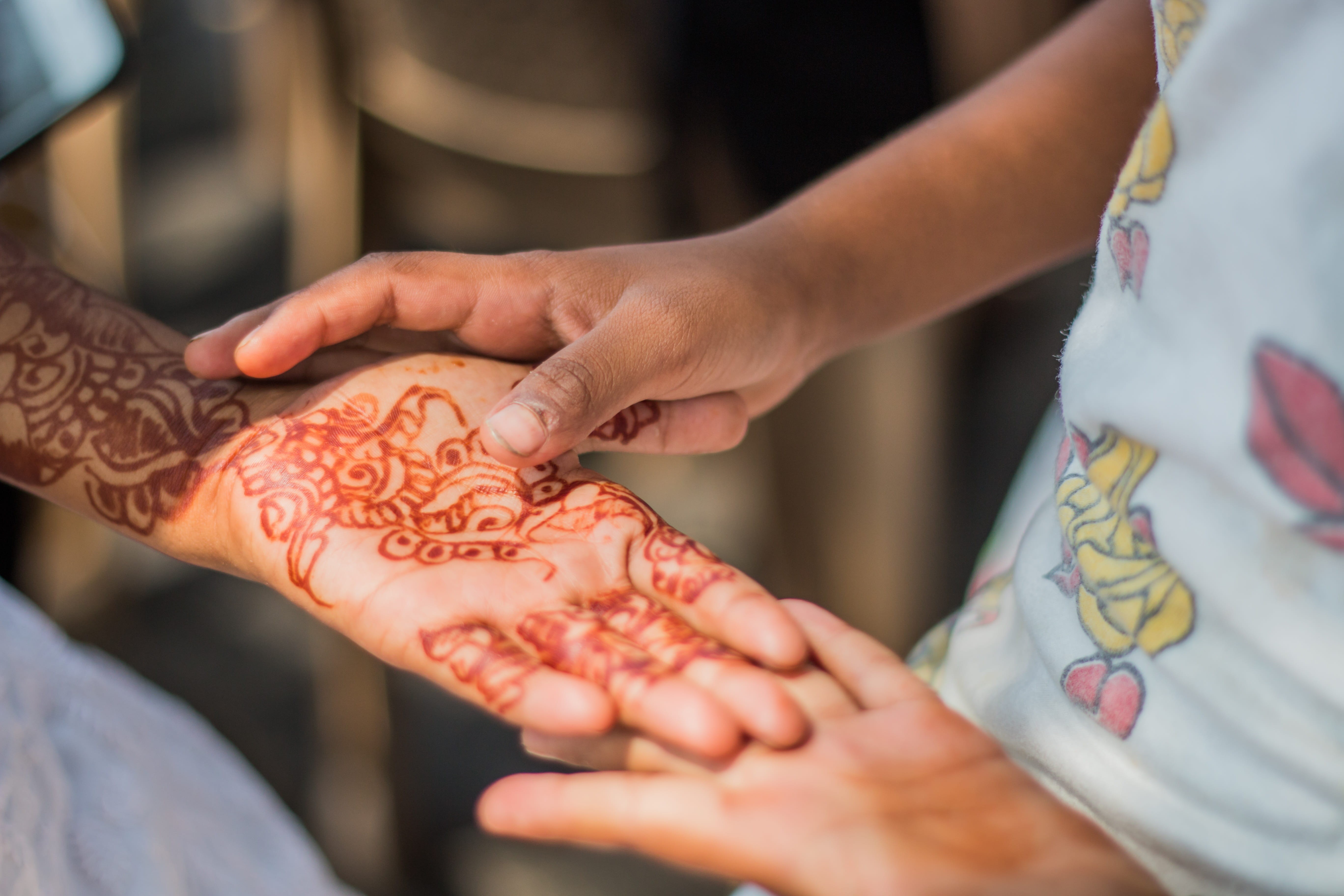 hand, adults only, Tradition, holding, decorative, decoration, preparation, wedding, indian, art and craft, hindu, indoors, women, mehendi, muslim, Hands, HD Wallpaper