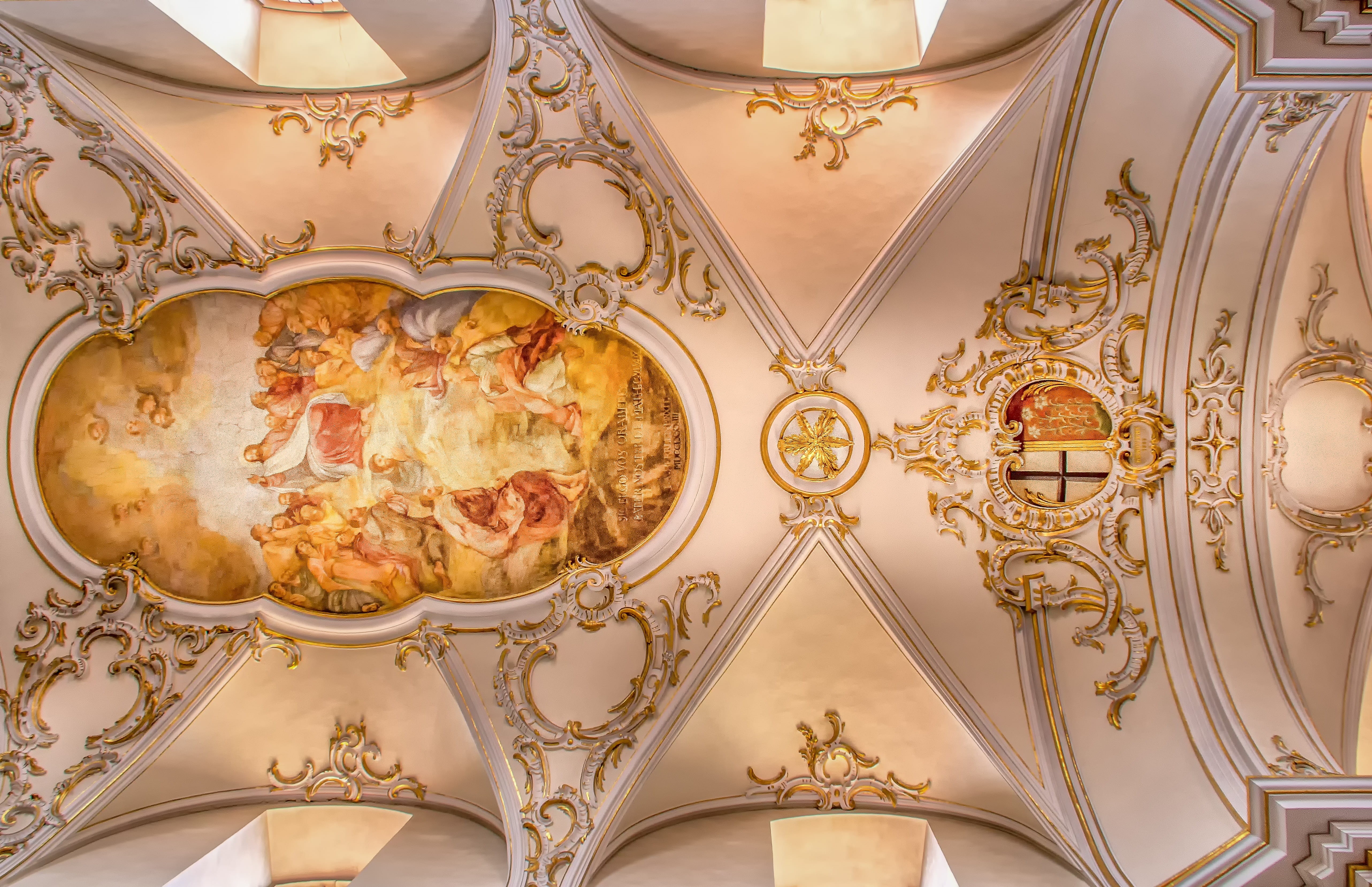historically, ornament, 5K, food, gold, lighting equipment, crockery, food and drink, indoors, kitchen utensil, building, no people, parish church, vault, HD Wallpaper