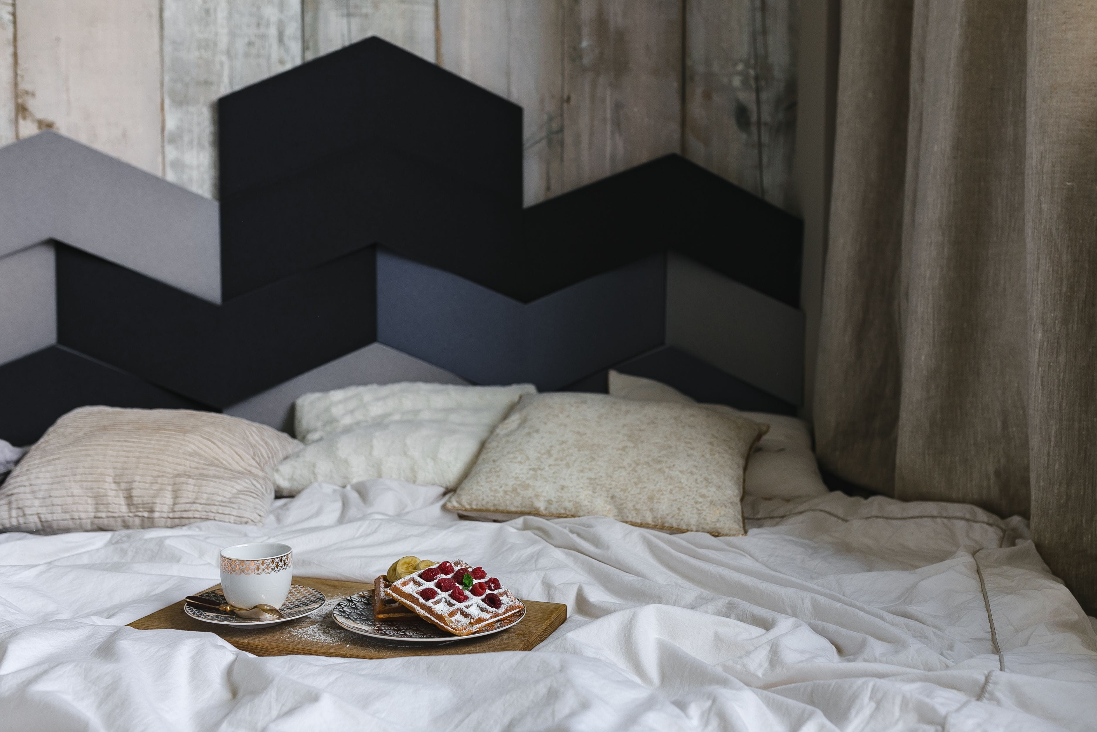 waffles, luxury, bedding, raspberry, headboard, breakfast, cafe, hotel Room, mug, furniture, modern, no People, food and drink, cozy, interior, architecture, HD Wallpaper