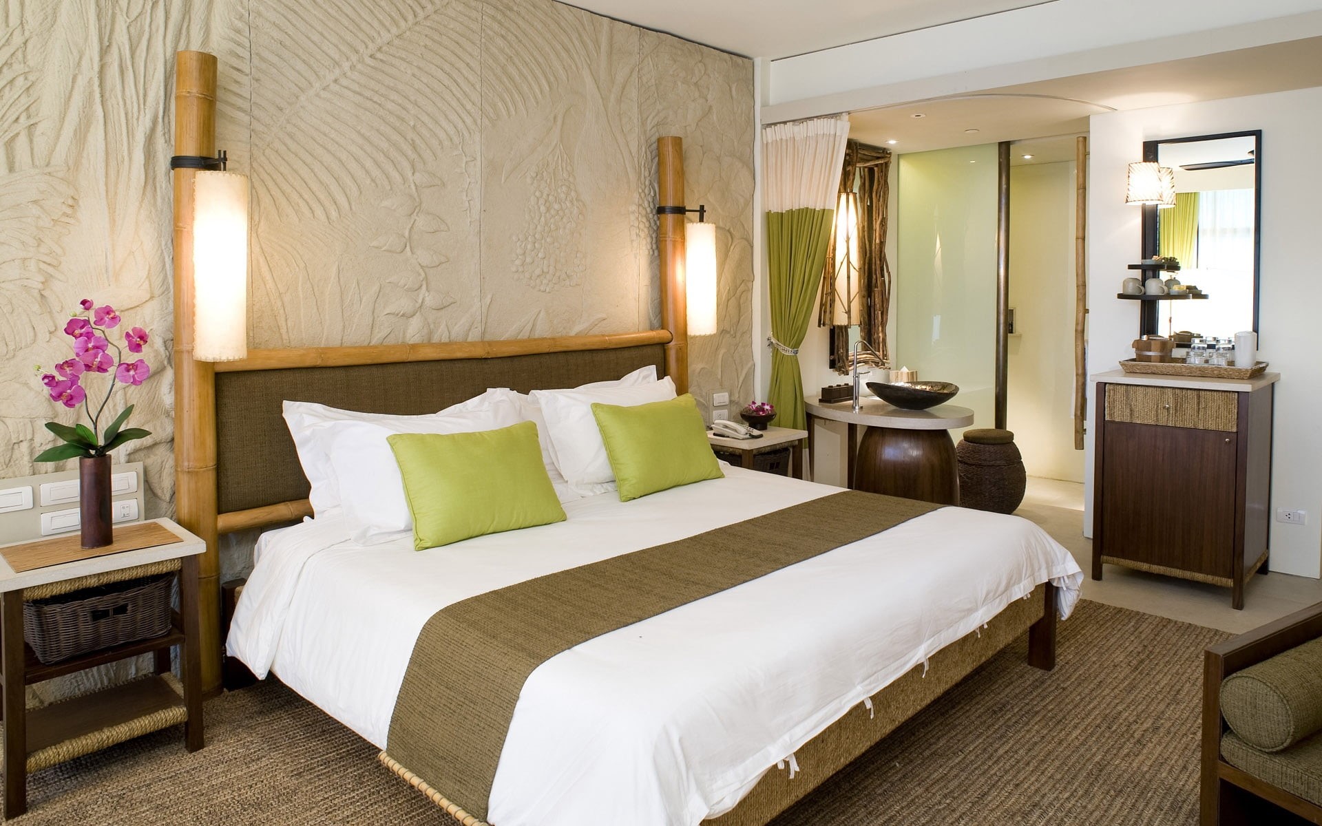 sleeping, hotel, comfortable, design, apartment, sheet, headboard, style, decoration, wood - Material, table, bedroom, wealth, domestic Room, pillow, luxury, HD Wallpaper