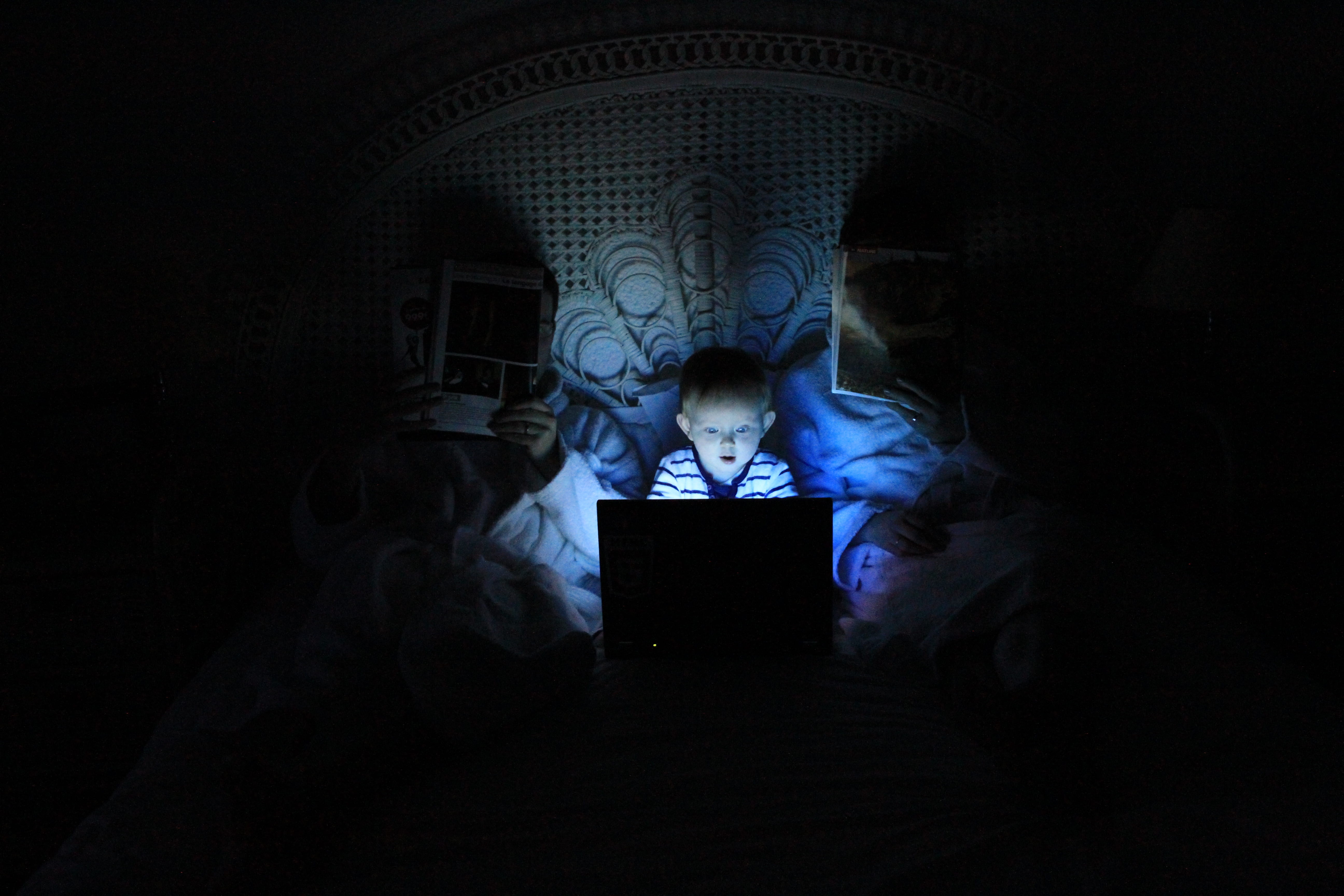 using laptop, connection, dark, room, indoors, bed, glow, people, internet, computer, hacking, boy, playing, night, occupation, business, family, cracking, HD Wallpaper