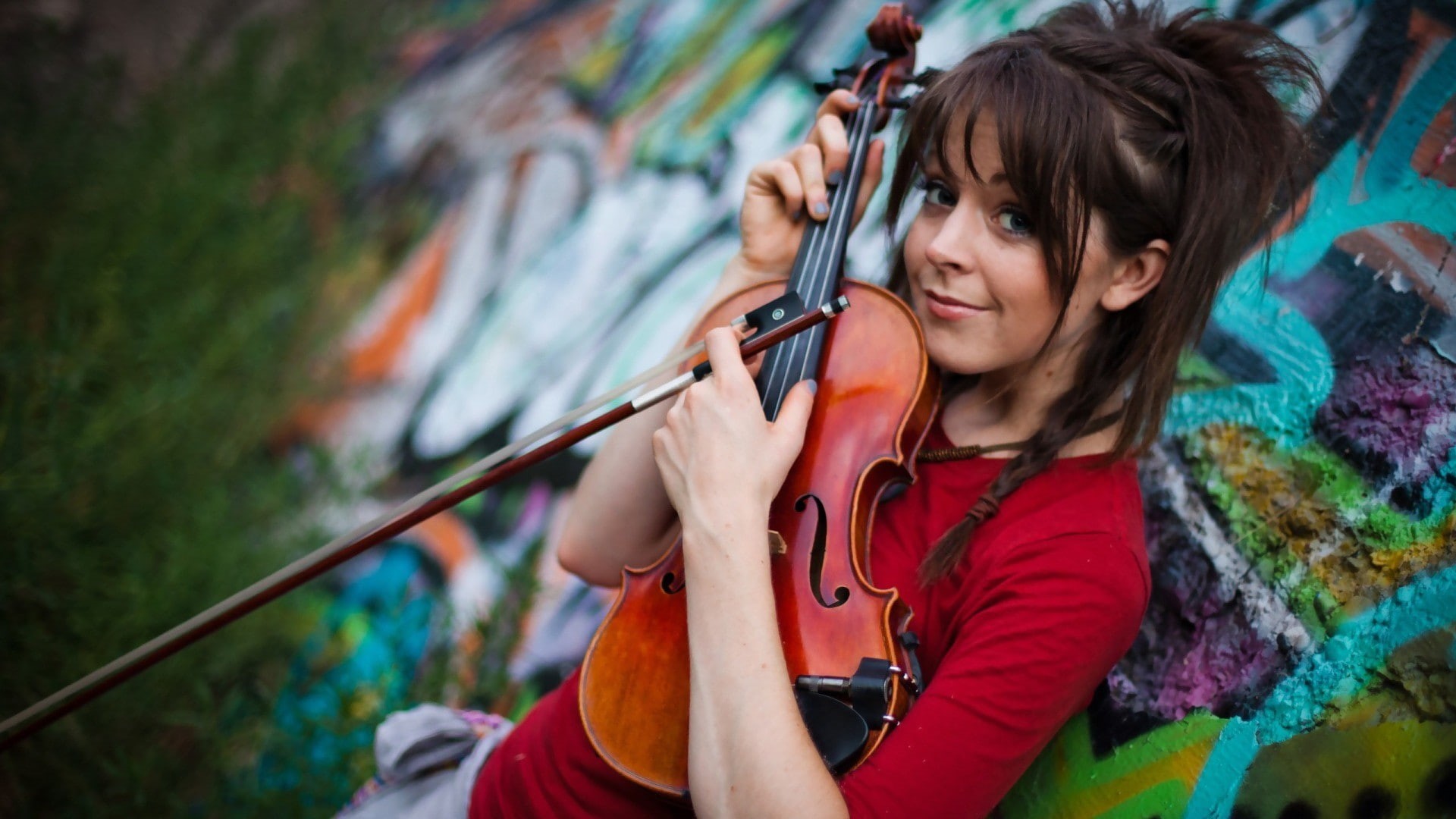graffiti, happiness, arts culture and entertainment, hair, outdoors, Lindsey Stirling, music, young adult, musician, portrait, 1080P, waist up, smiling, HD Wallpaper