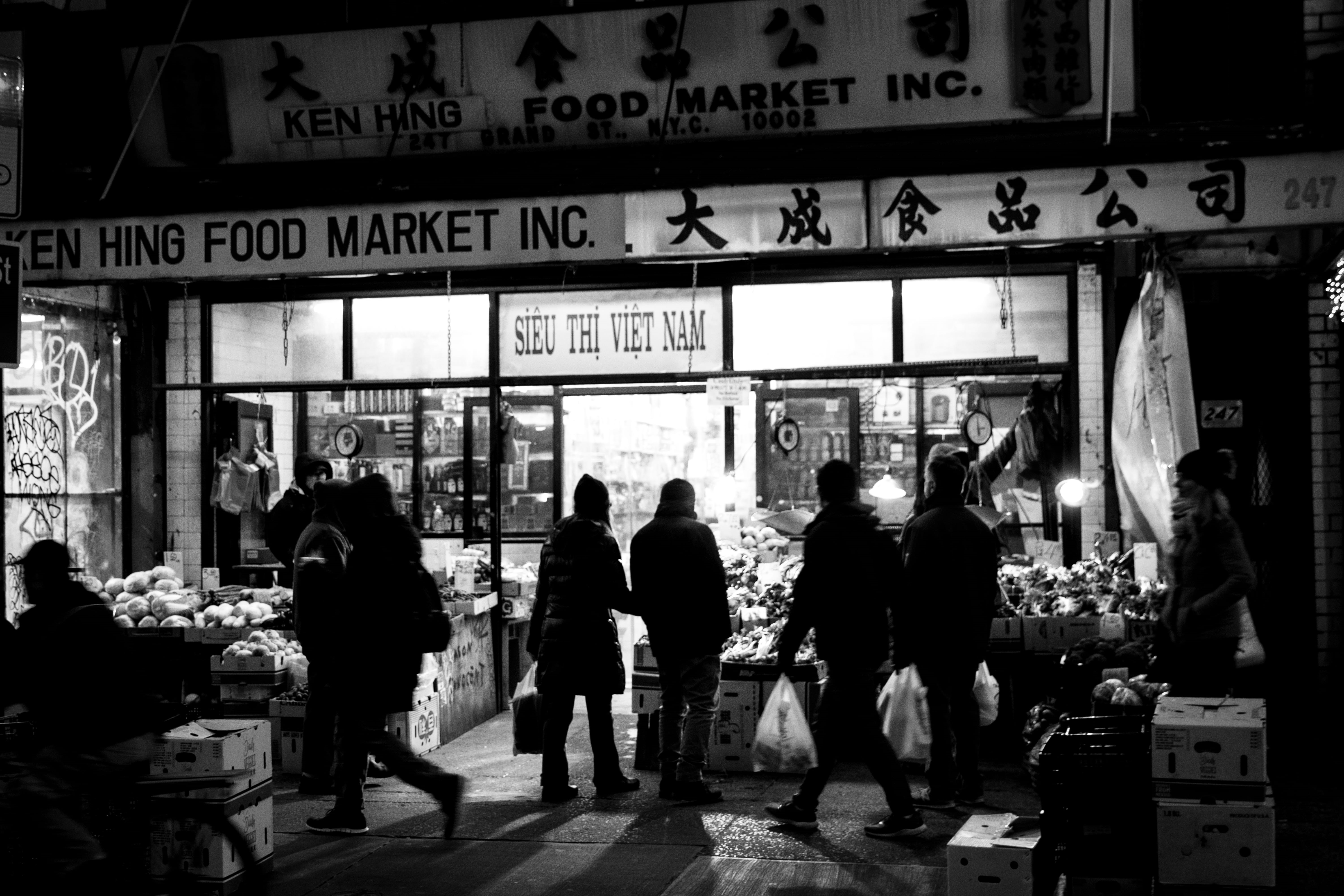manhattan, human, shop, lifestyles, group of people, communication, building exterior, 5K, asian food, bazaar, text, architecture, men, new york city, HD Wallpaper