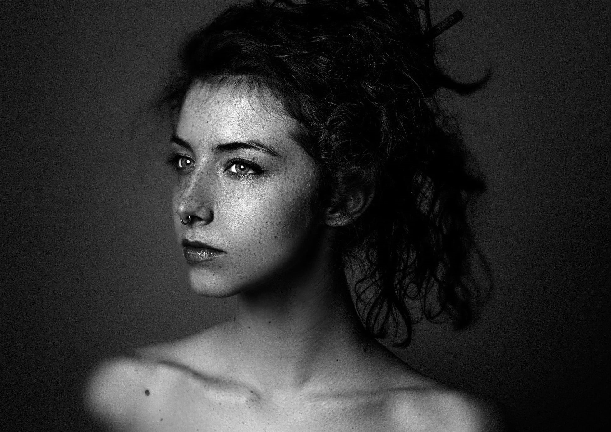 one person, front view, young adult, close-up, curly hair, looking, beautiful woman, young women, hairstyle, 1080P, face, beauty, portrait, headshot, model, HD Wallpaper