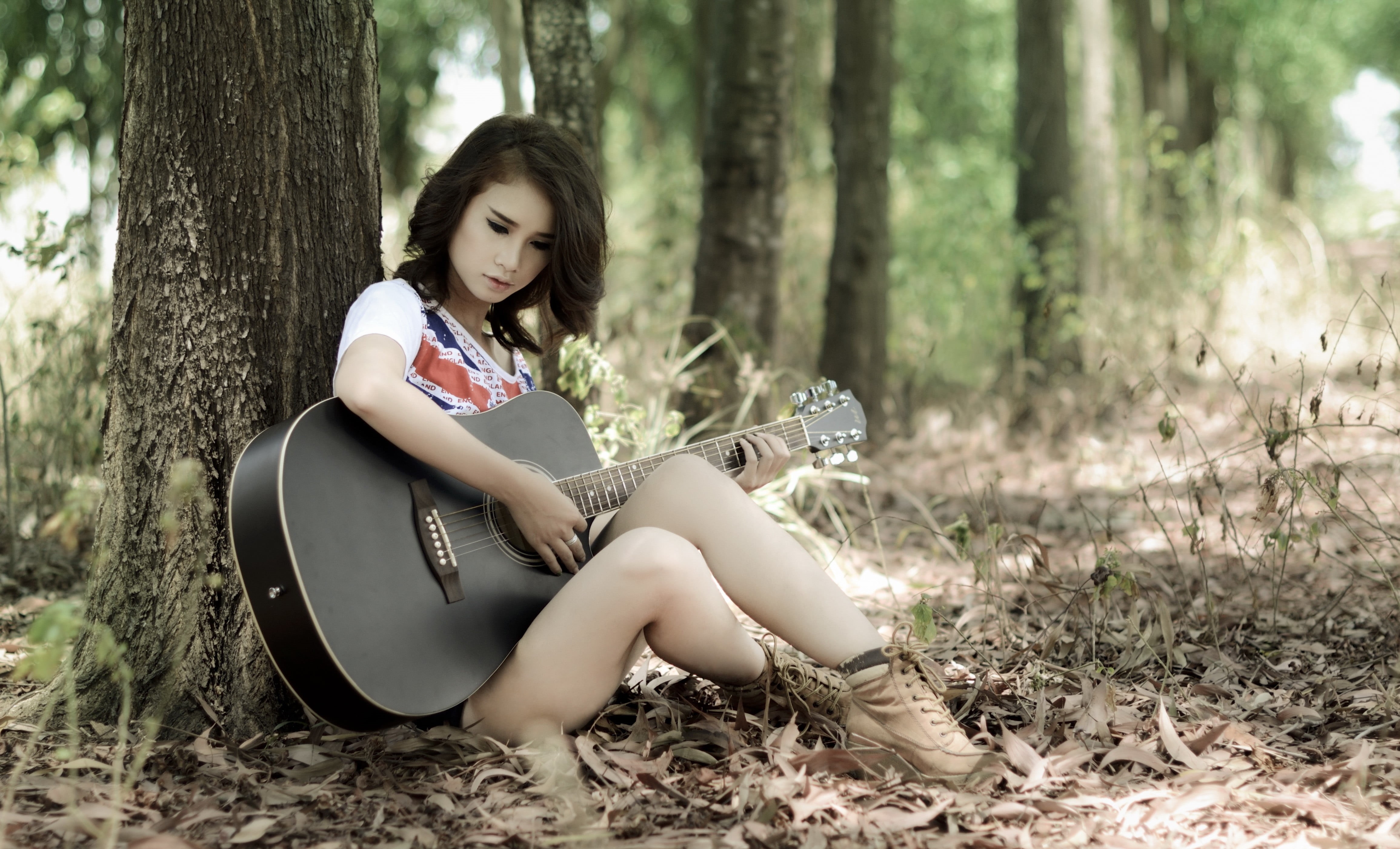 young women, people, leisure Activity, outdoors, park - Man Made Space, woman, happiness, enjoyment, adult, teenage Girls, cute, hairstyle, portrait, beautiful woman, HD Wallpaper