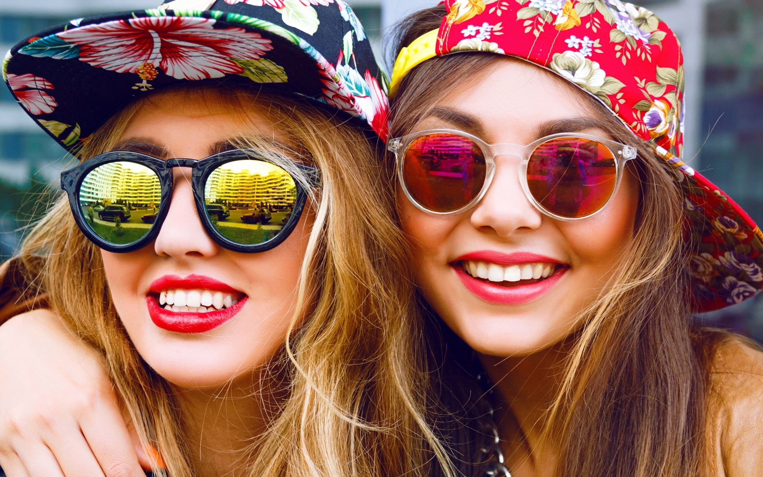 fashion, two people, positive emotion, hair, beautiful girl image 2560x1600, young adult, glasses, beautiful woman, headshot, body part, sunglasses, lifestyles, HD Wallpaper