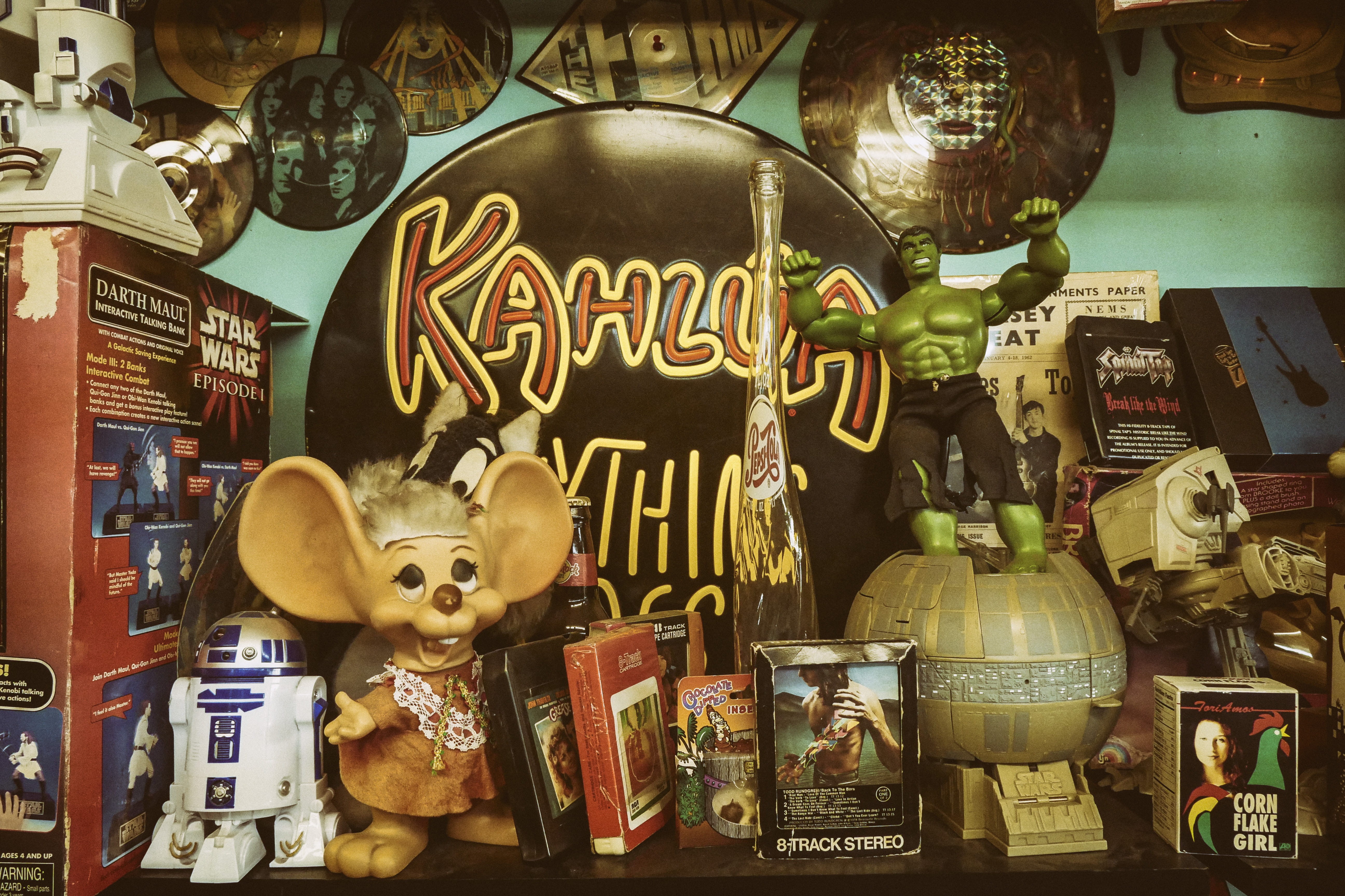 shelve, toy, paper, no people, united states, record store, book, arcade game machine, advertisement, human representation, brochure, assorted, choice, HD Wallpaper
