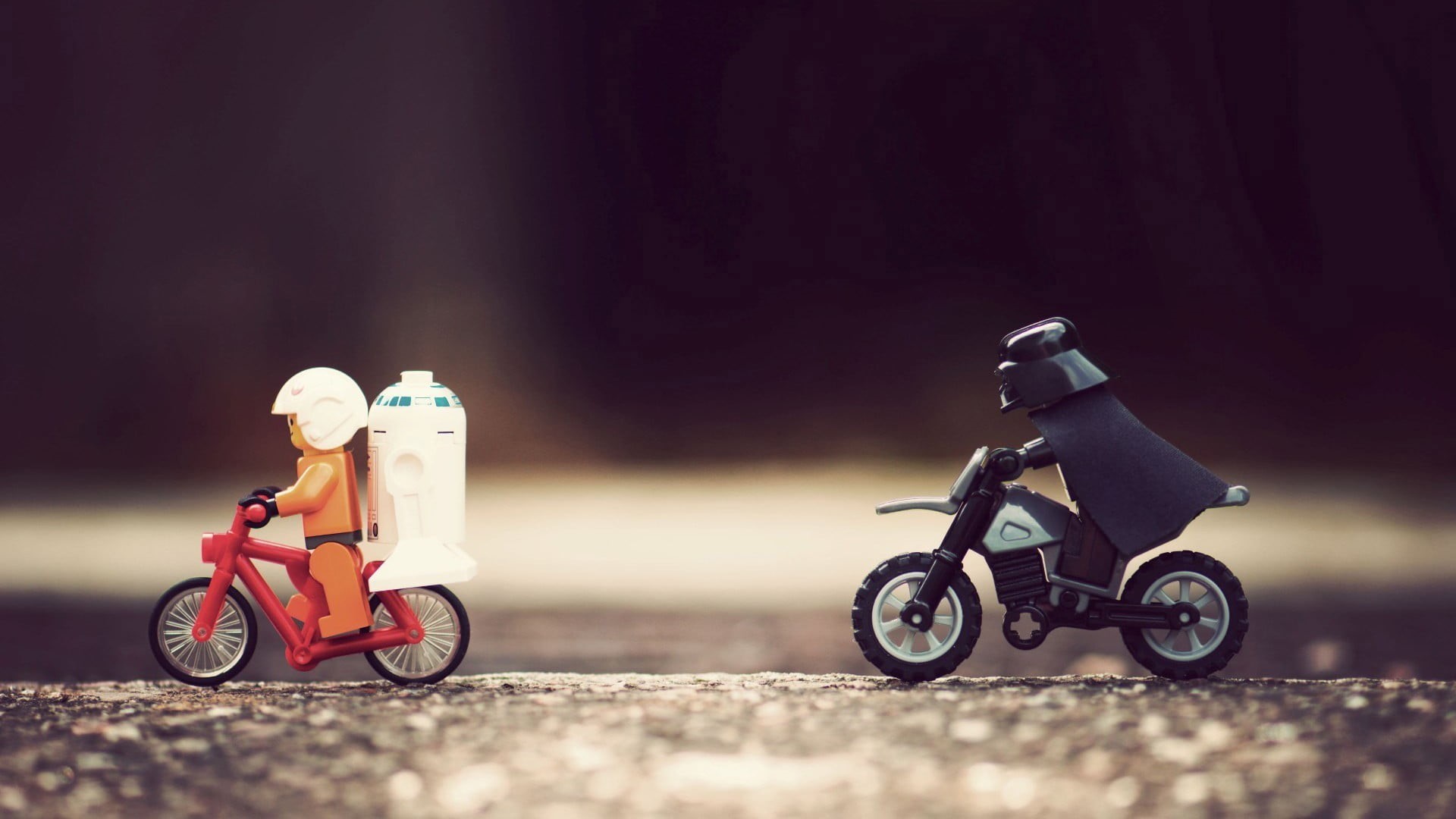 motorcycle, red, crash helmet, transportation, road trip, sport, ride, full length, Darth Vader, land vehicle, men, Star Wars, R2-D2, people, childhood, HD Wallpaper