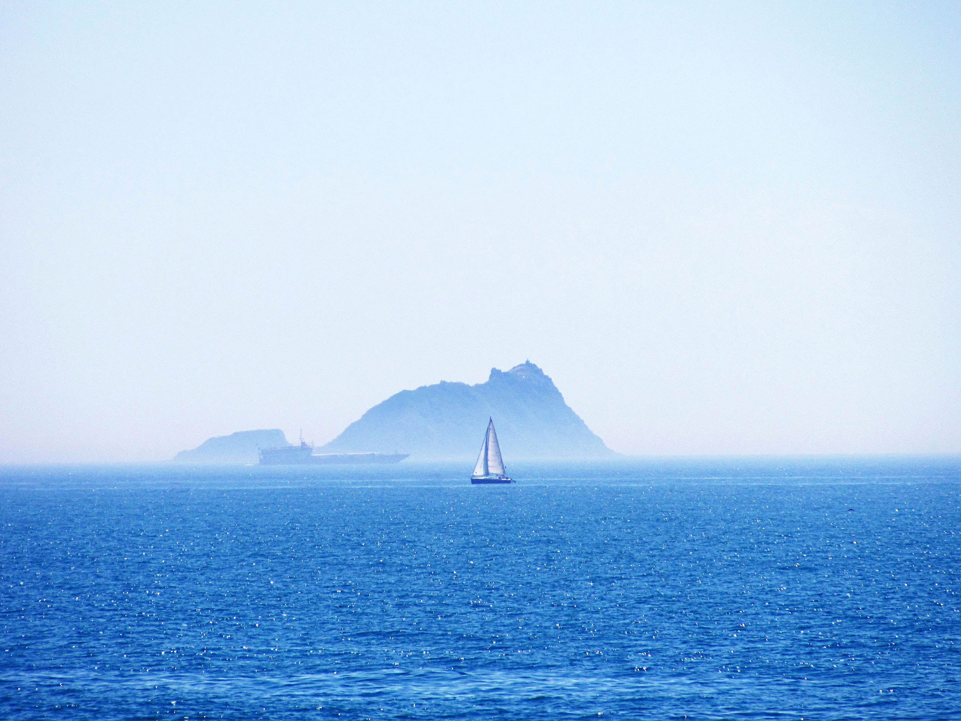 blue, near island, TR, beach, nature, Person, sail boat, Türkei, daytime, sea, coast, ocean, island, Strand, seashore, Insel, Zahn, sailboat, seascape, HD Wallpaper