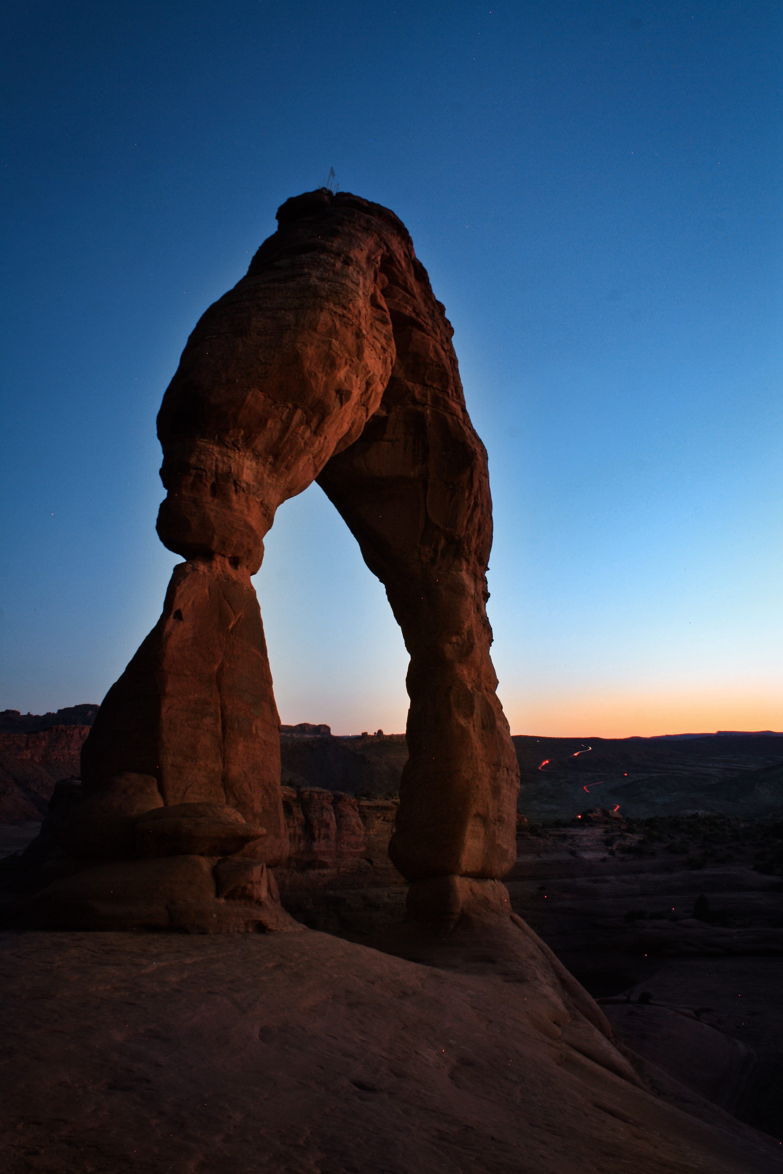rocky, tourism, ancient civilization, canyon, arid, eroded, stones, travel destinations, arid climate, nighttime, dry, 4K, sandstone, rock formation, desert, Phone HD Wallpaper